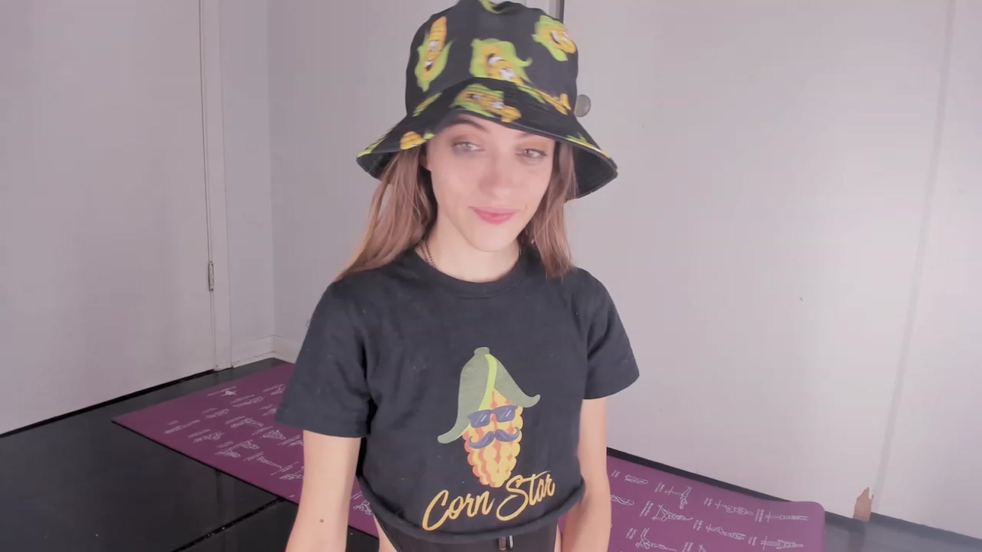 Gallery image thumbnail from NaomiDee's myfreecams stream on, 11/12/2023, 07:18 image 8 of 20