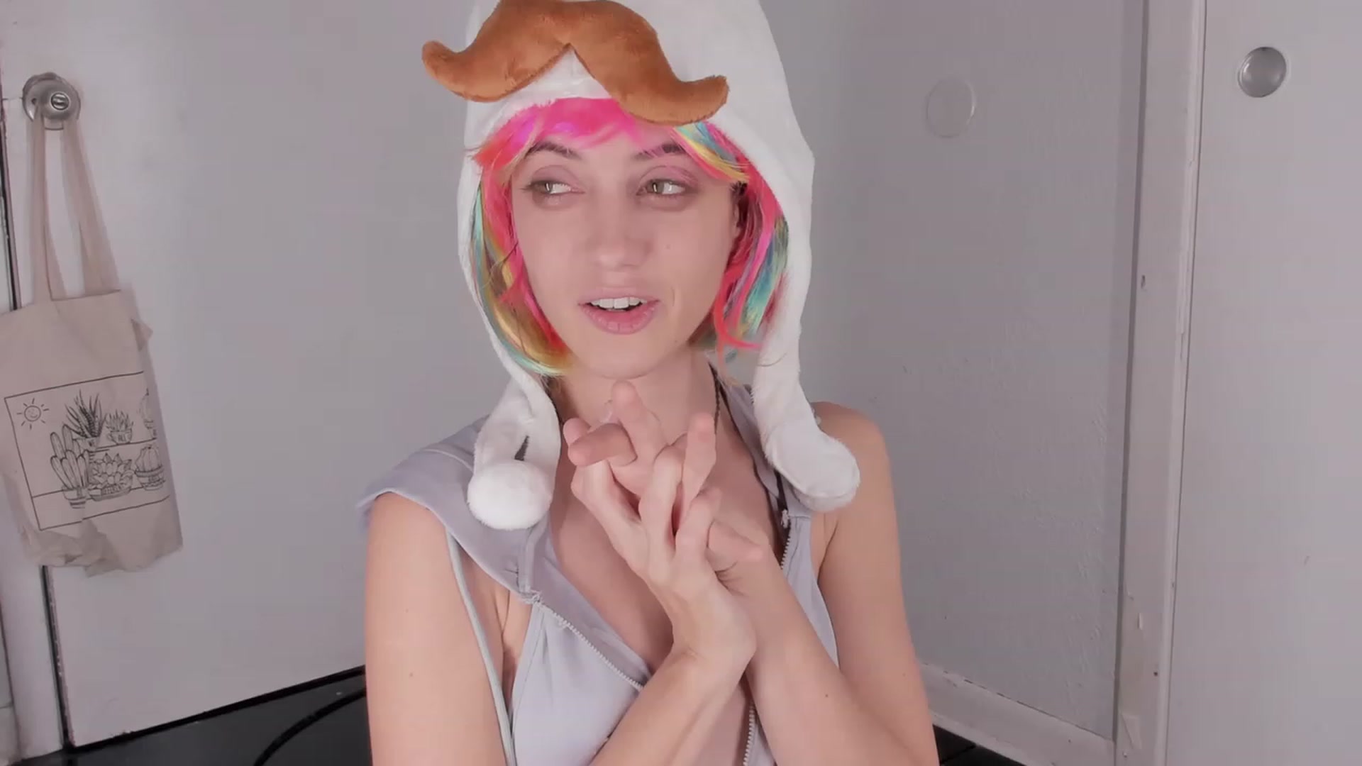 Gallery image thumbnail from NaomiDee's myfreecams stream on, 12/01/2023, 10:43 image 13 of 20