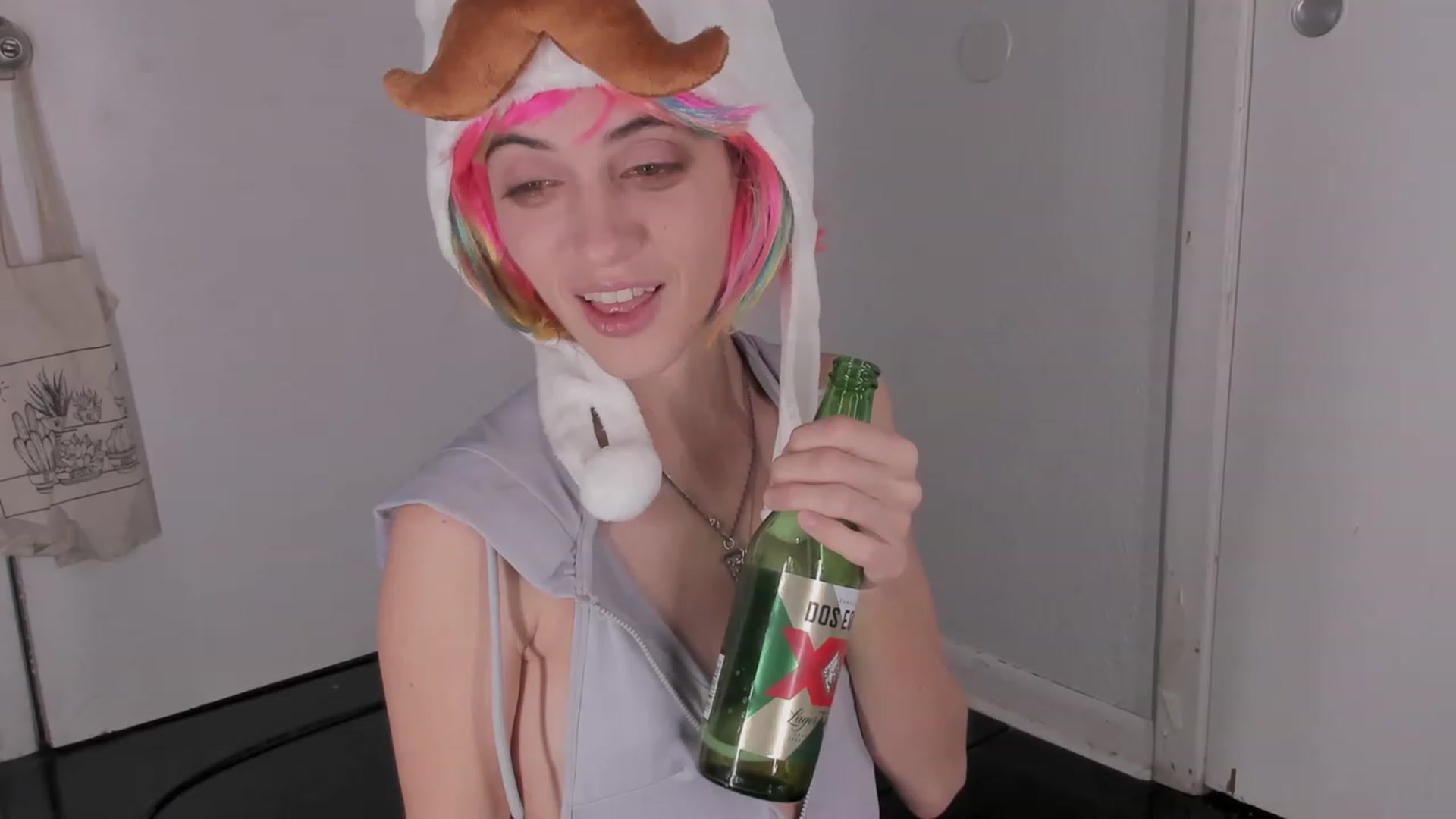 Gallery image thumbnail from NaomiDee's myfreecams stream on, 12/01/2023, 10:43 image 15 of 20