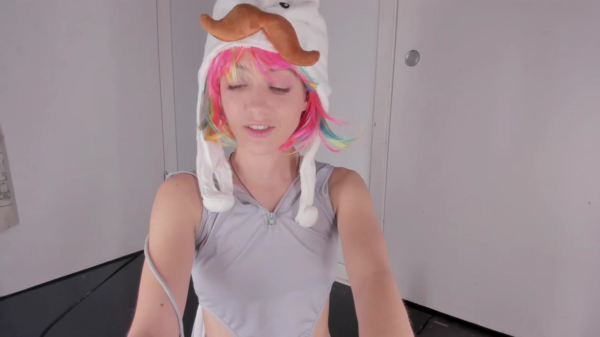 Gallery image thumbnail from NaomiDee's myfreecams stream on, 12/01/2023, 10:43 image 1 of 20