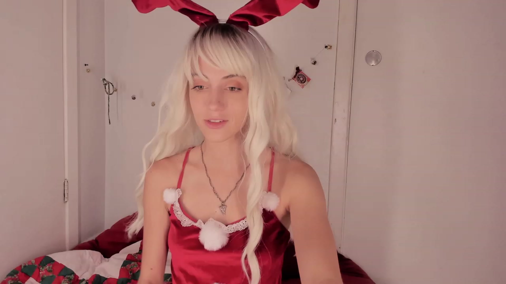 Gallery image thumbnail from NaomiDee's myfreecams stream on, 12/23/2023, 05:32 image 8 of 20