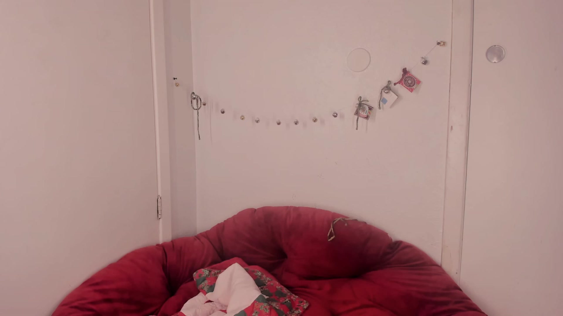 Gallery image thumbnail from NaomiDee's myfreecams stream on, 12/23/2023, 08:41 image 6 of 20