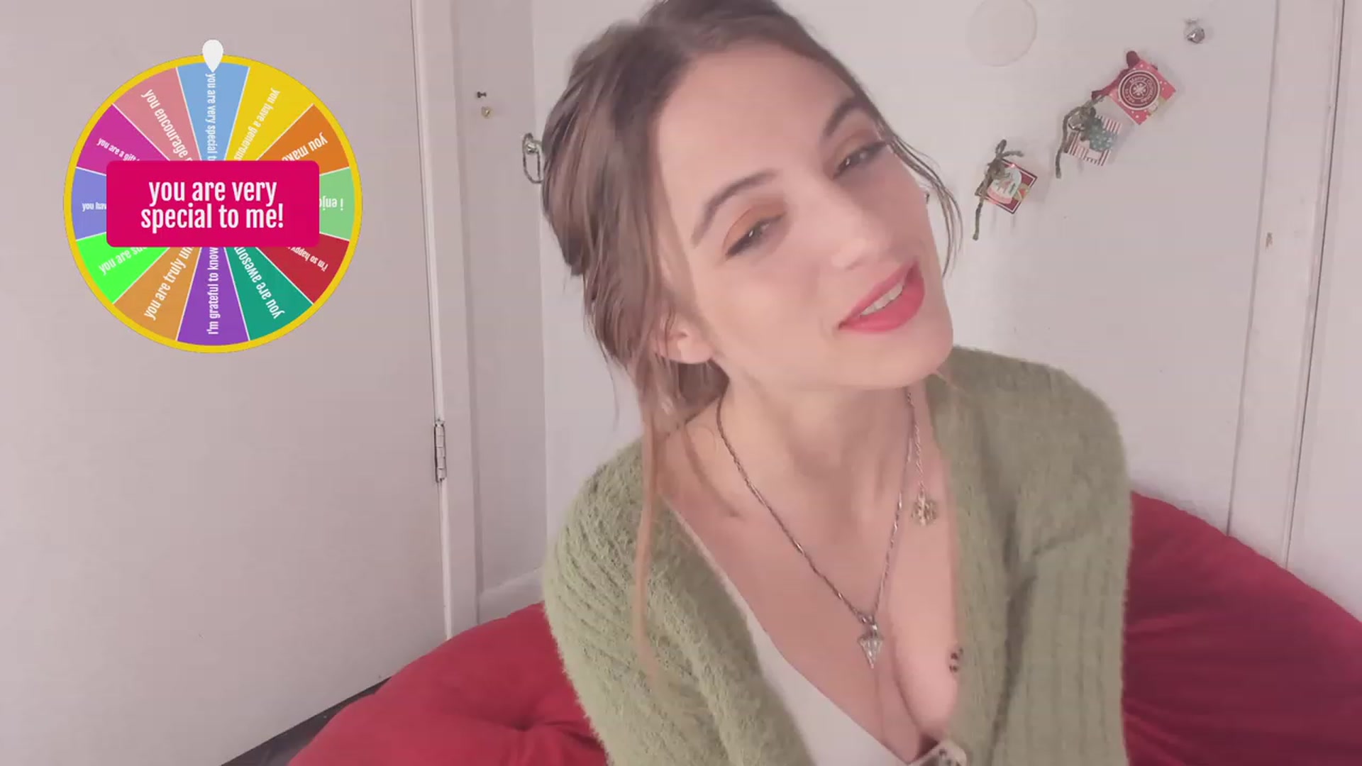 Gallery image thumbnail from NaomiDee's myfreecams stream on, 12/26/2023, 11:13 image 8 of 20