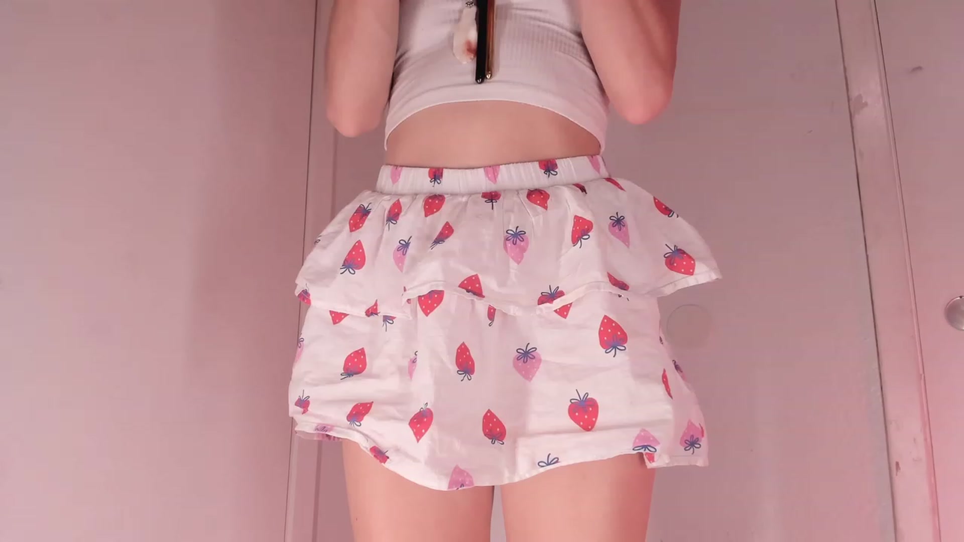 Gallery image thumbnail from NaomiDee's myfreecams stream on, 01/25/2024, 12:29 image 12 of 20