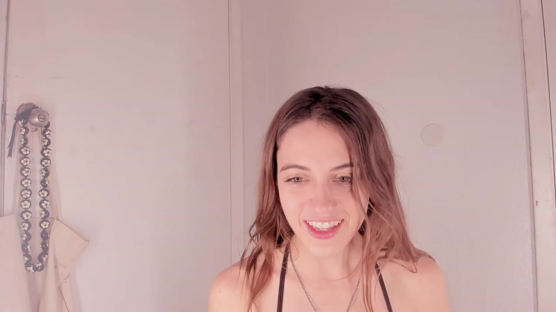 Gallery image thumbnail from NaomiDee's myfreecams stream on, 01/31/2024, 05:19 image 6 of 20