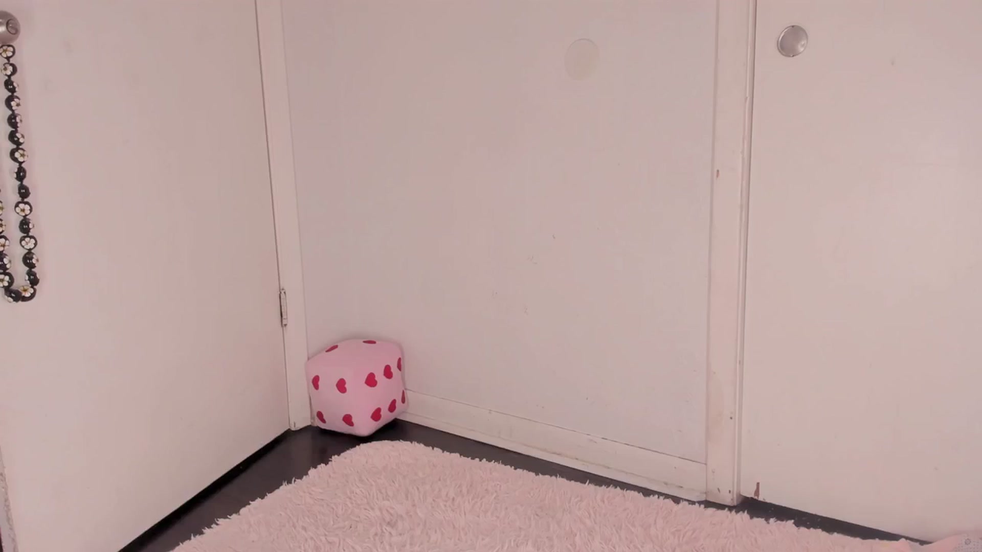 Gallery image thumbnail from NaomiDee's myfreecams stream on, 02/08/2024, 10:22 image 20 of 20