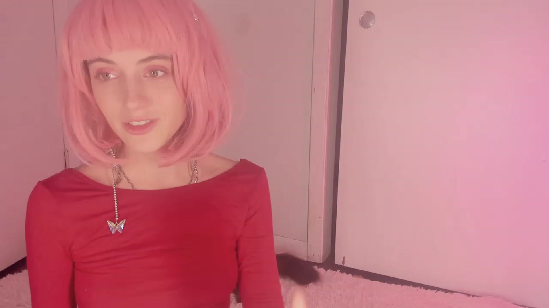 Gallery image thumbnail from NaomiDee's myfreecams stream on, 02/10/2024, 05:30 image 6 of 20
