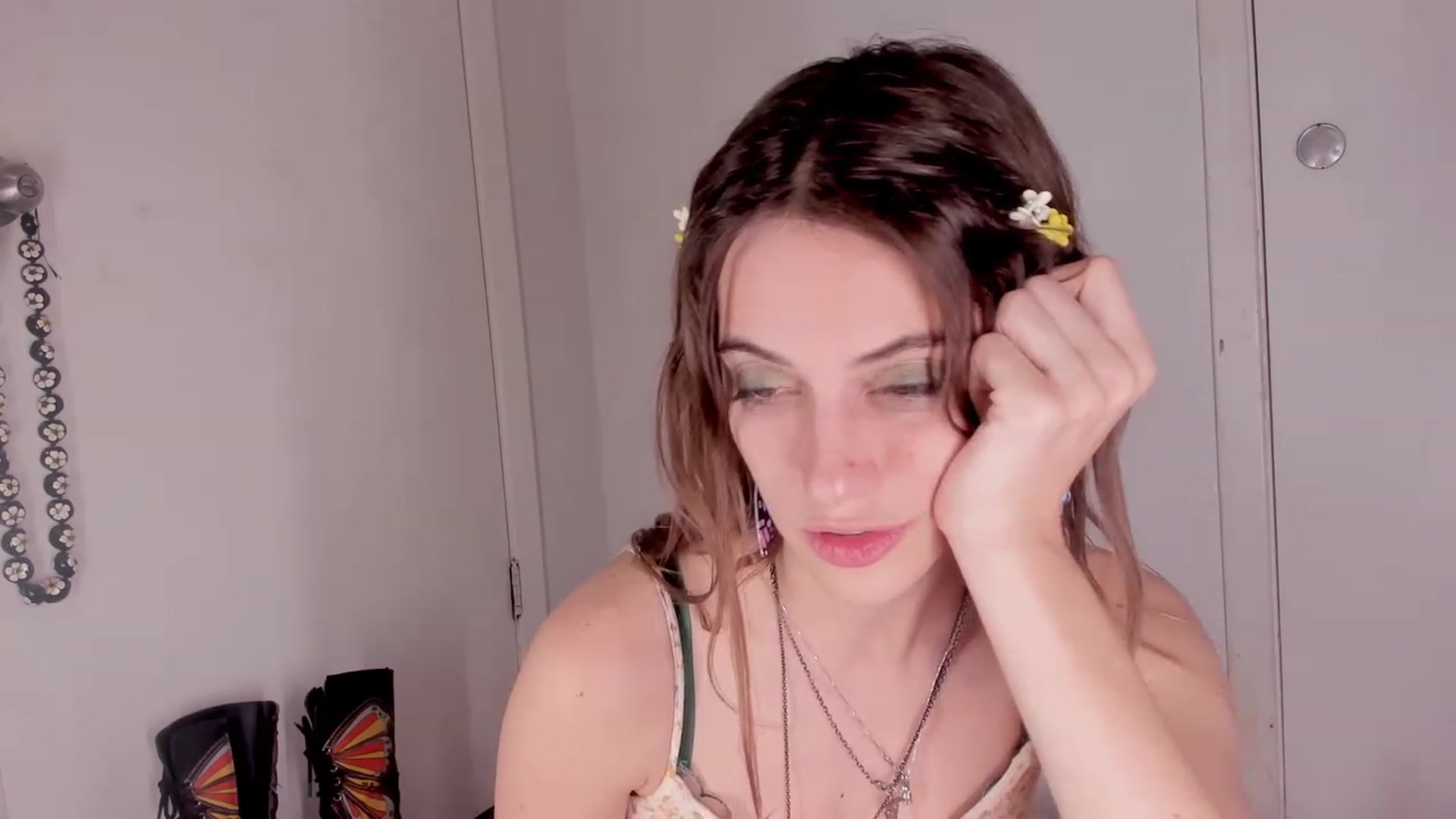 Gallery image thumbnail from NaomiDee's myfreecams stream on, 02/24/2024, 05:28 image 18 of 20
