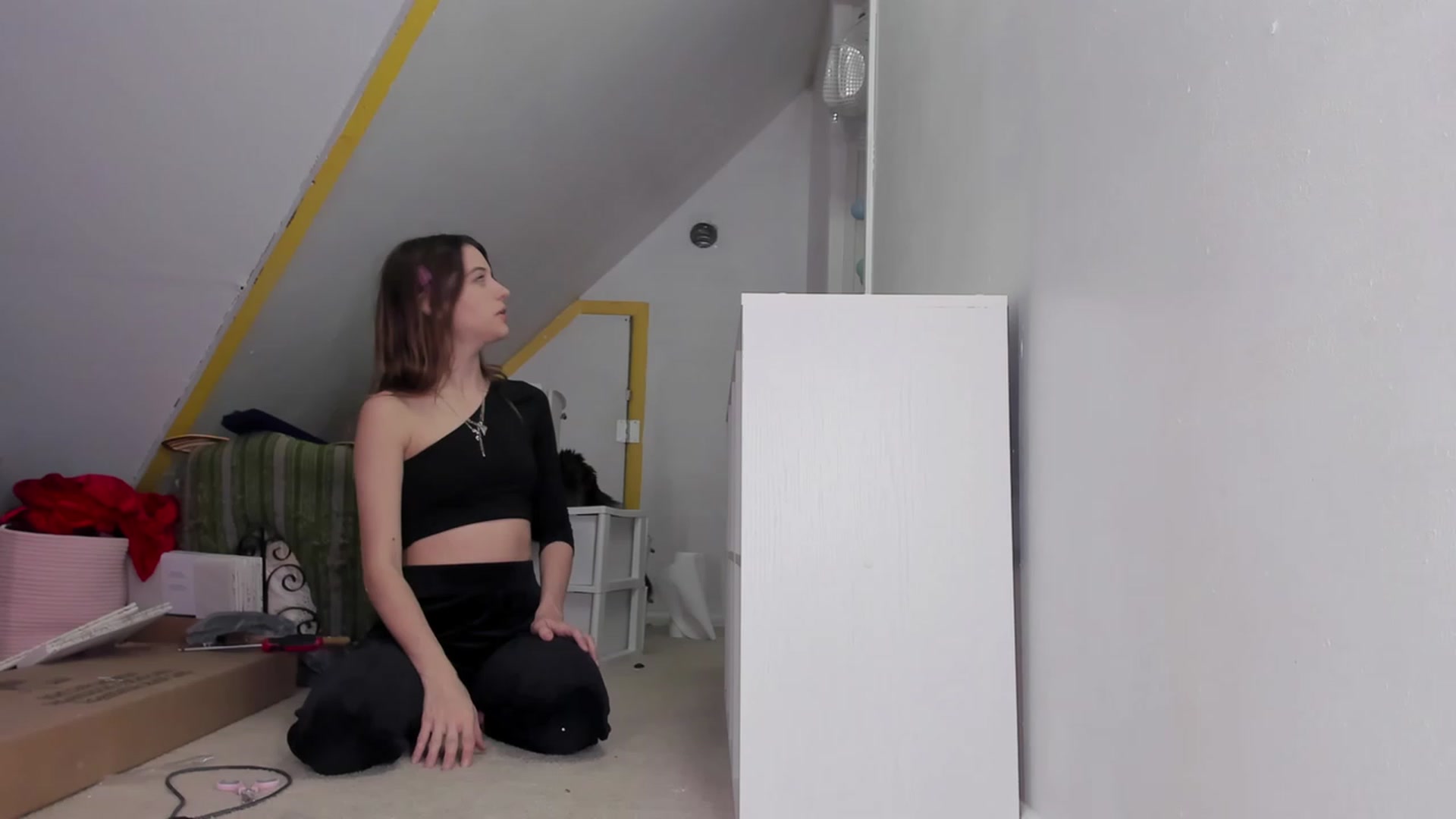 Gallery image thumbnail from NaomiDee's myfreecams stream on, 03/08/2024, 11:45 image 15 of 20