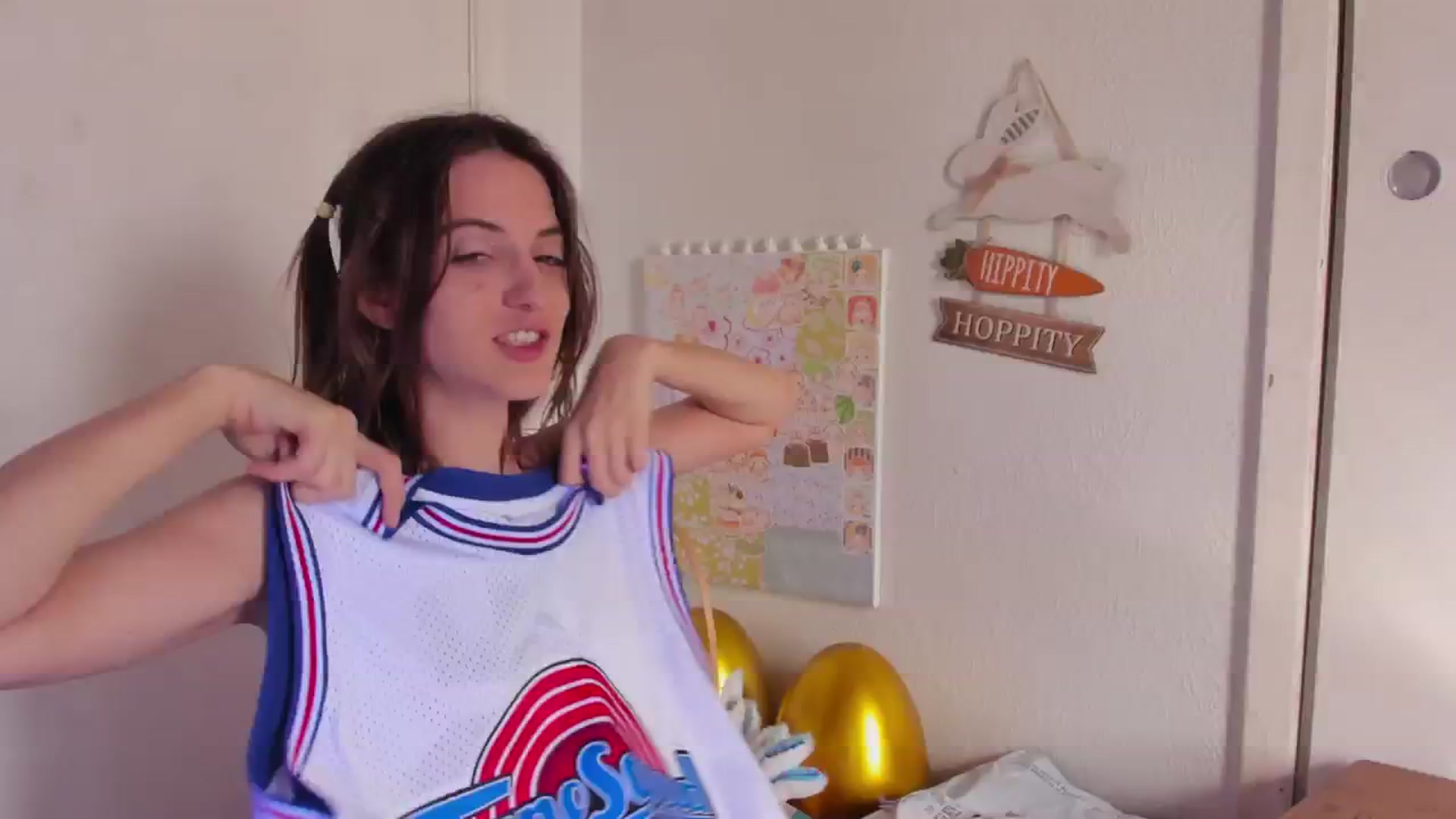 Gallery image thumbnail from NaomiDee's myfreecams stream on, 03/09/2024, 15:37 image 15 of 20