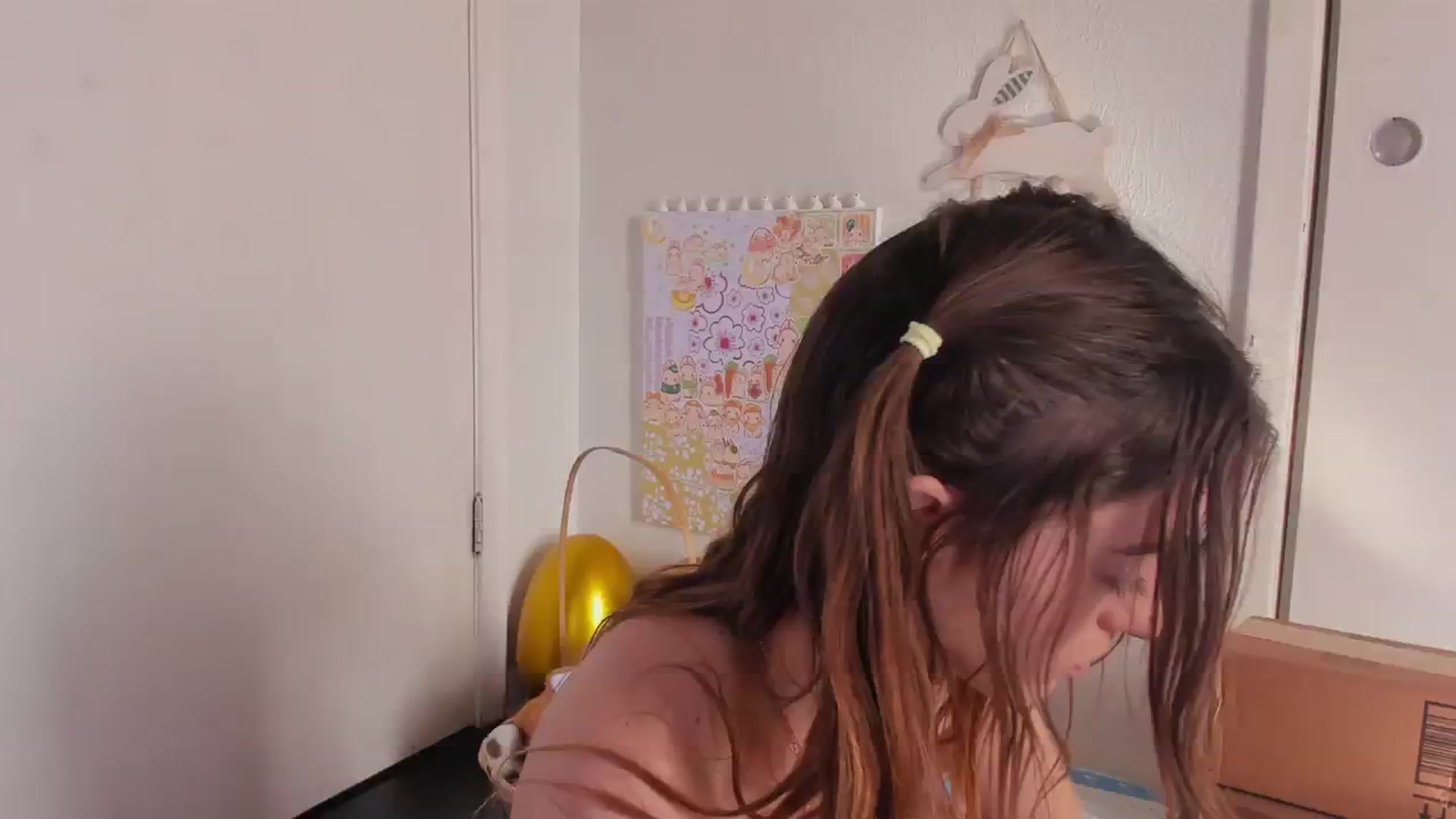 Gallery image thumbnail from NaomiDee's myfreecams stream on, 03/09/2024, 15:37 image 10 of 20