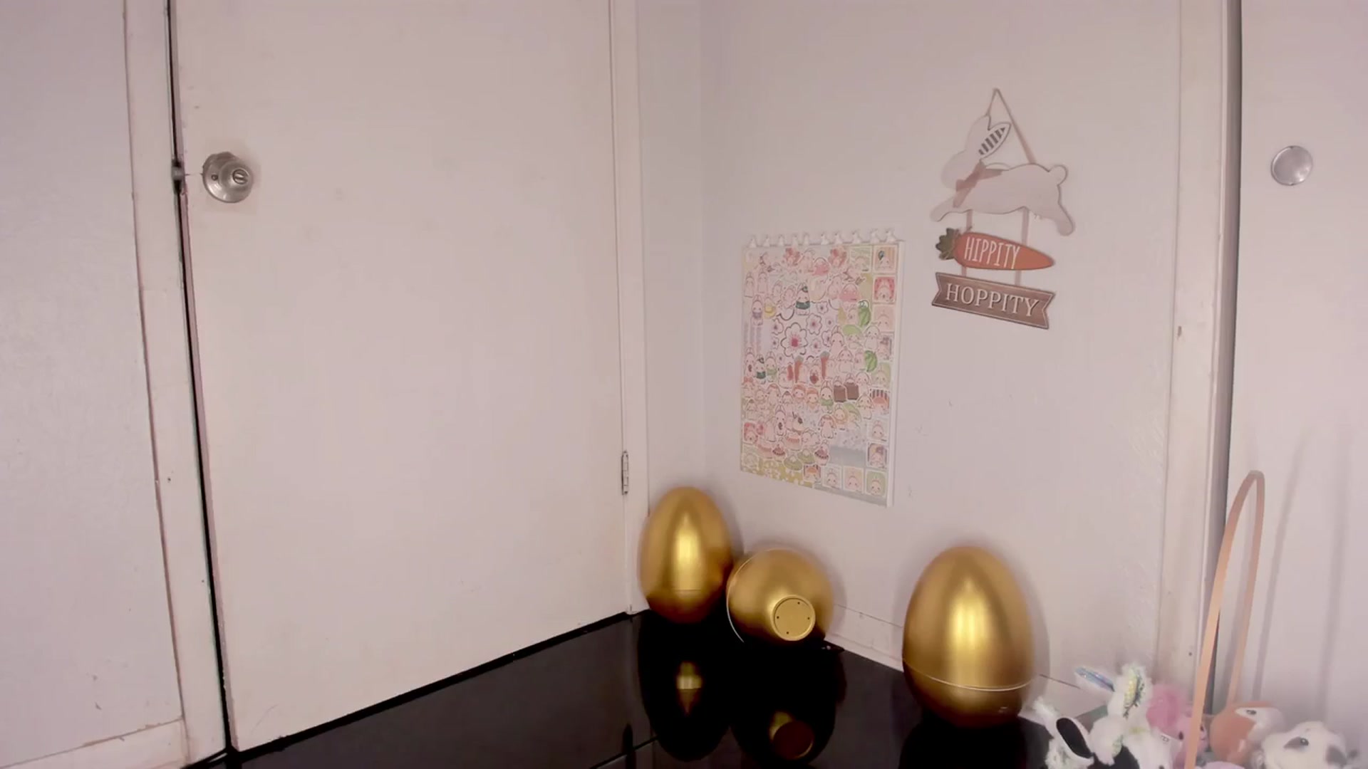 Gallery image thumbnail from NaomiDee's myfreecams stream on, 03/19/2024, 01:55 image 8 of 20