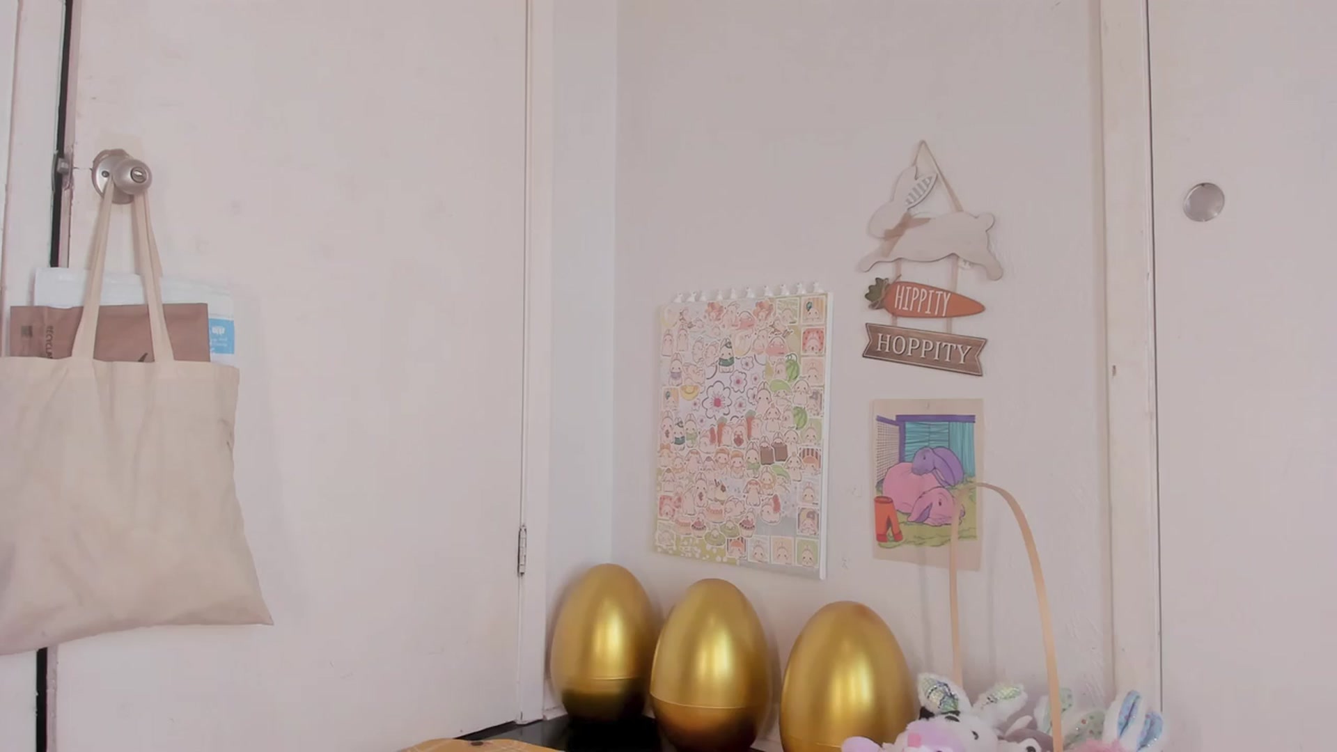 Gallery image thumbnail from NaomiDee's myfreecams stream on, 03/22/2024, 21:49 image 10 of 20