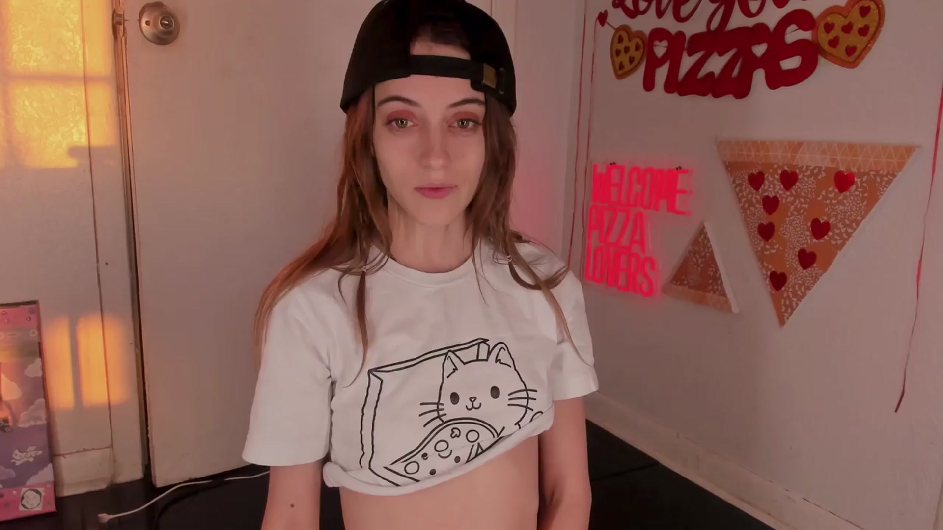 Gallery image thumbnail from NaomiDee's myfreecams stream on, 04/04/2024, 12:55 image 16 of 20