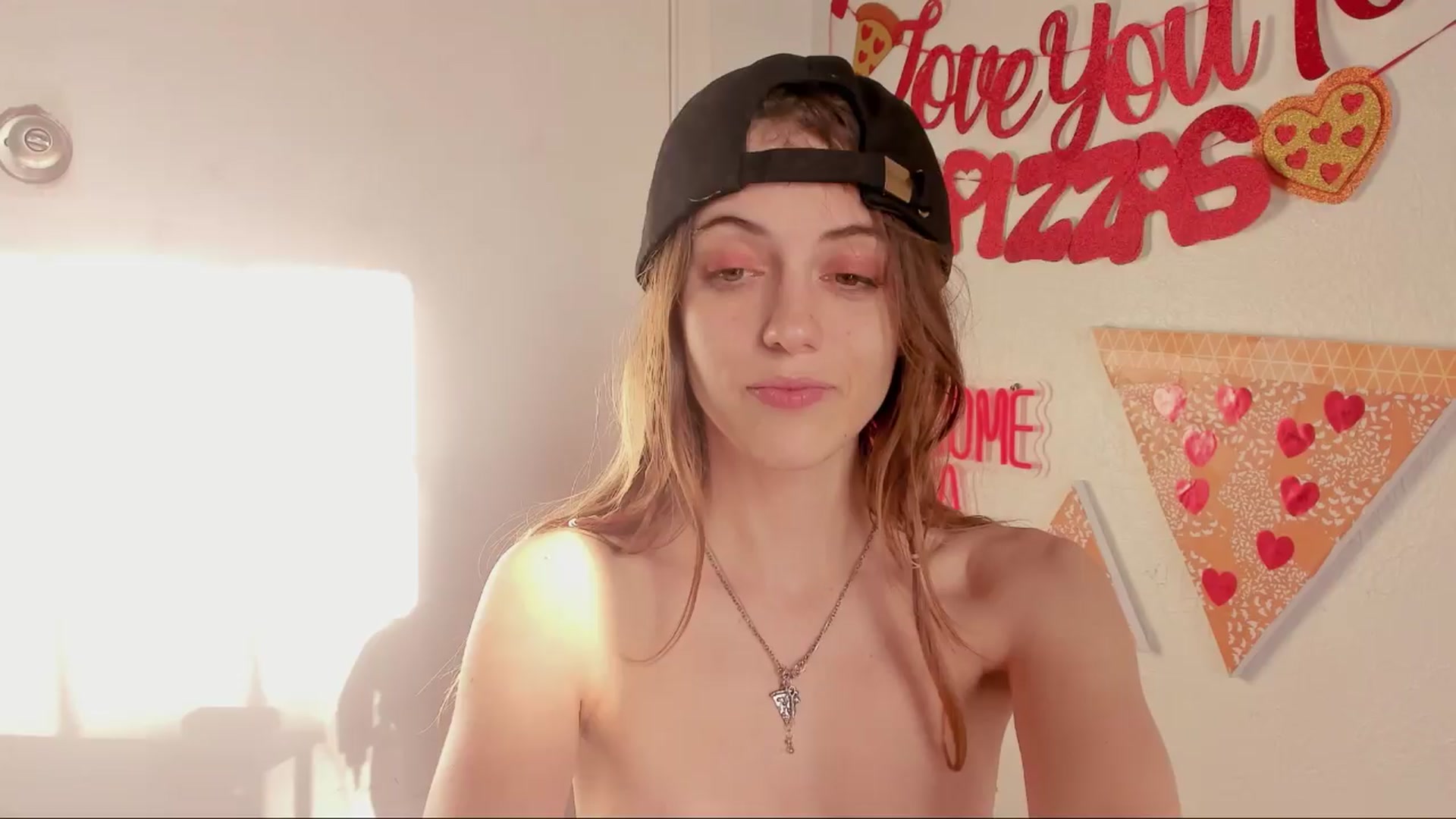 Gallery image thumbnail from NaomiDee's myfreecams stream on, 04/04/2024, 13:44 image 11 of 20