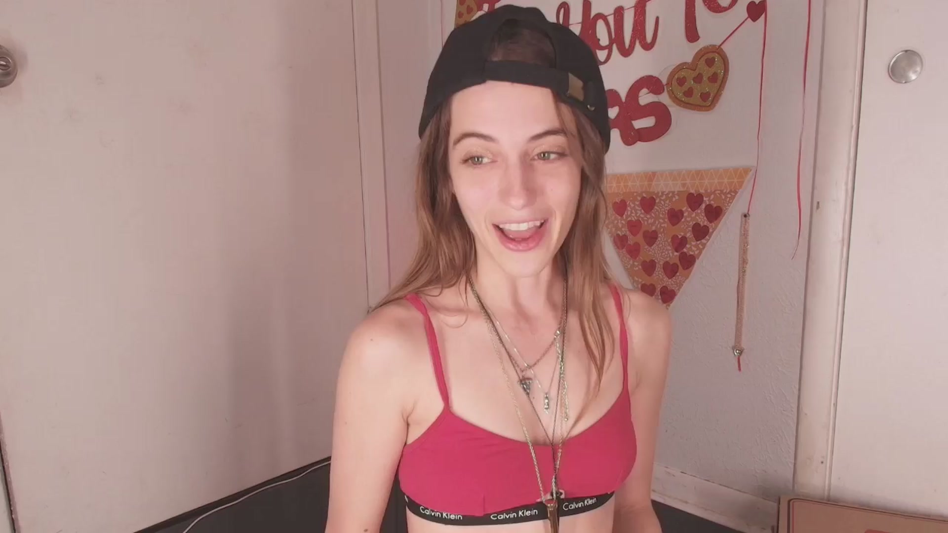 Gallery image thumbnail from NaomiDee's myfreecams stream on, 04/11/2024, 07:44 image 5 of 20