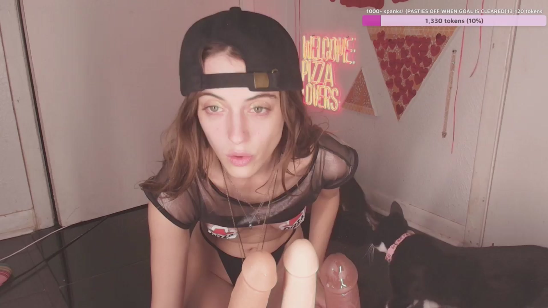 Gallery image thumbnail from NaomiDee's myfreecams stream on, 04/13/2024, 06:43 image 14 of 20