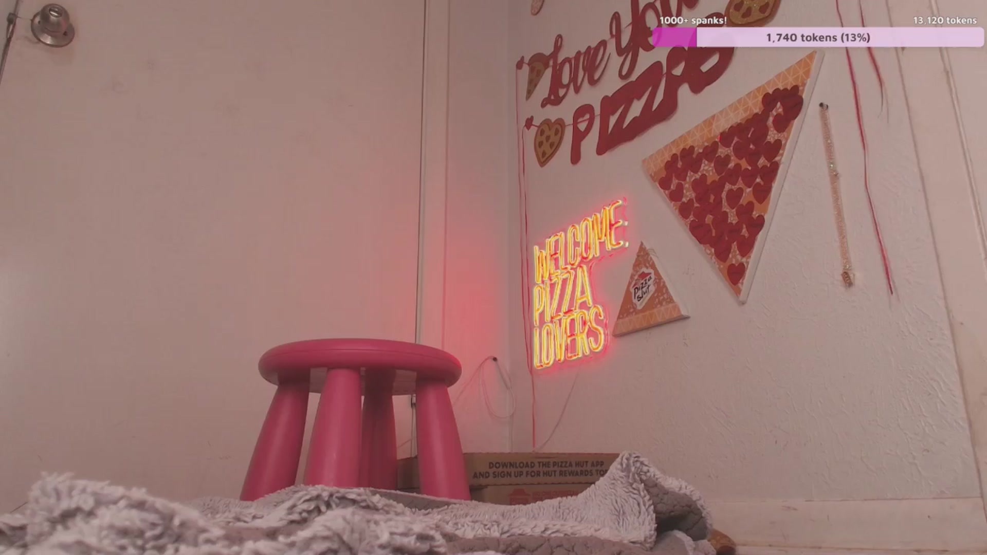 Gallery image thumbnail from NaomiDee's myfreecams stream on, 04/13/2024, 07:42 image 7 of 20