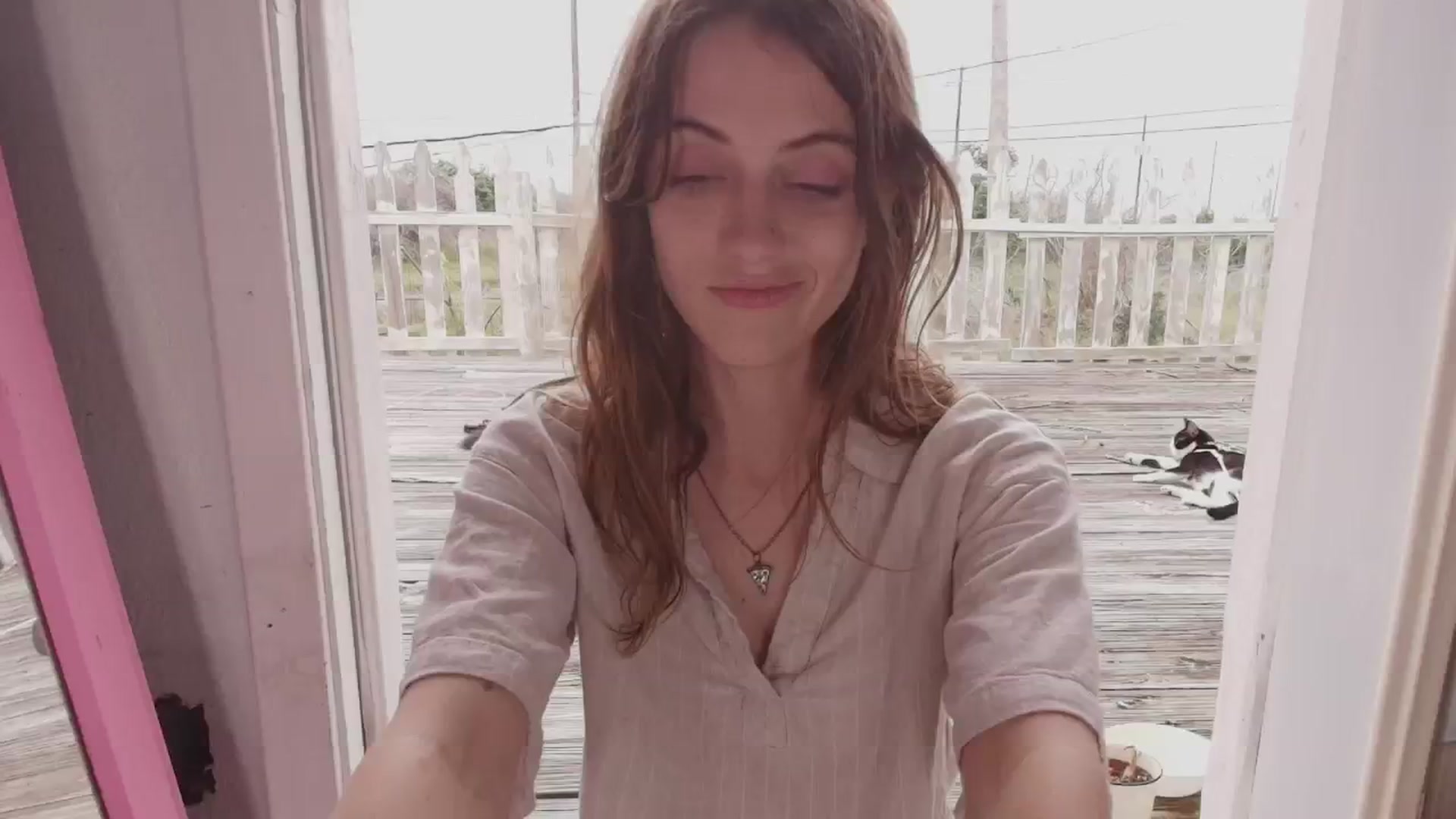 Gallery image thumbnail from NaomiDee's myfreecams stream on, 05/03/2024, 15:28 image 20 of 20