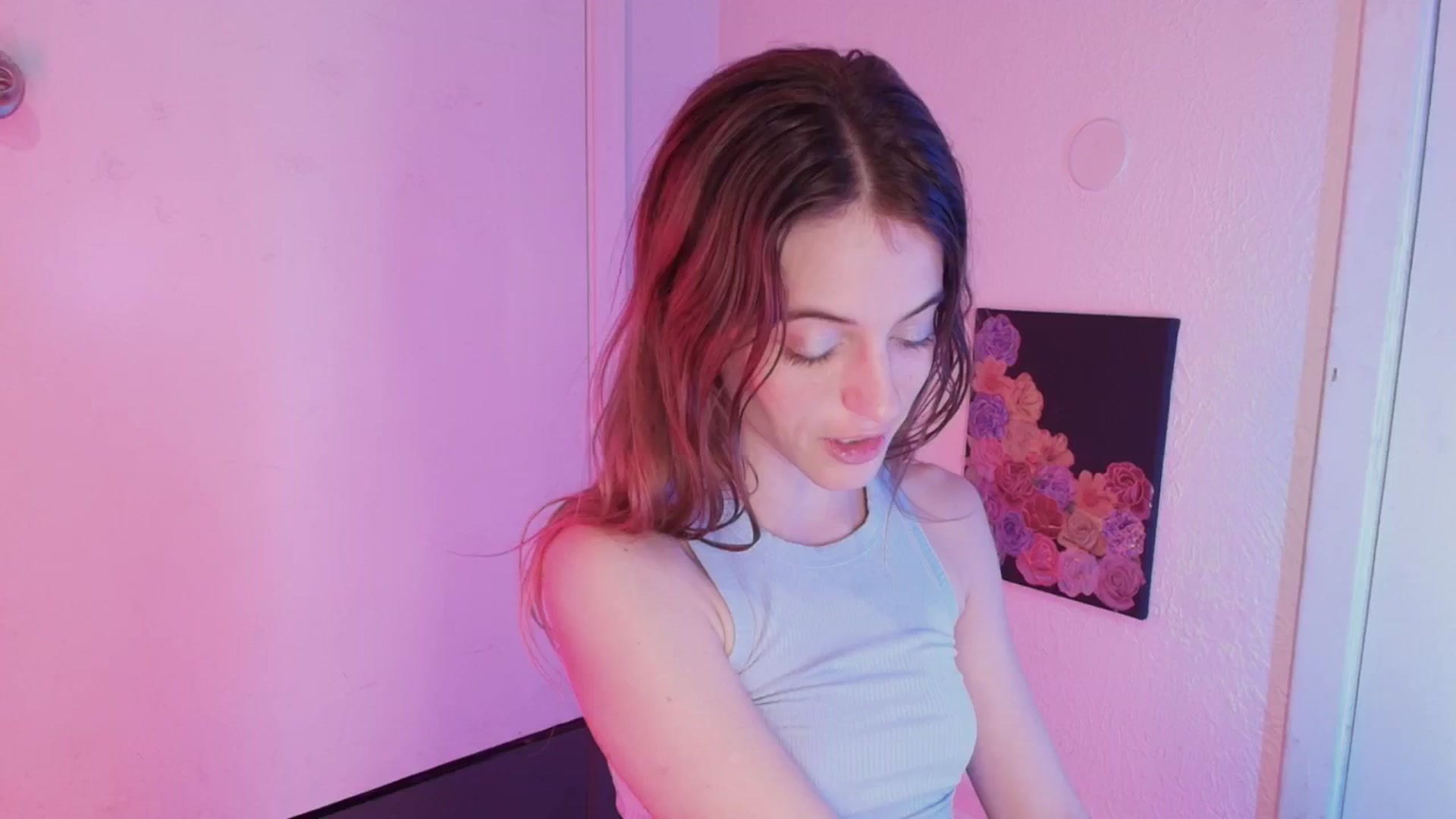 Gallery image thumbnail from NaomiDee's myfreecams stream on, 05/14/2024, 10:18 image 2 of 20