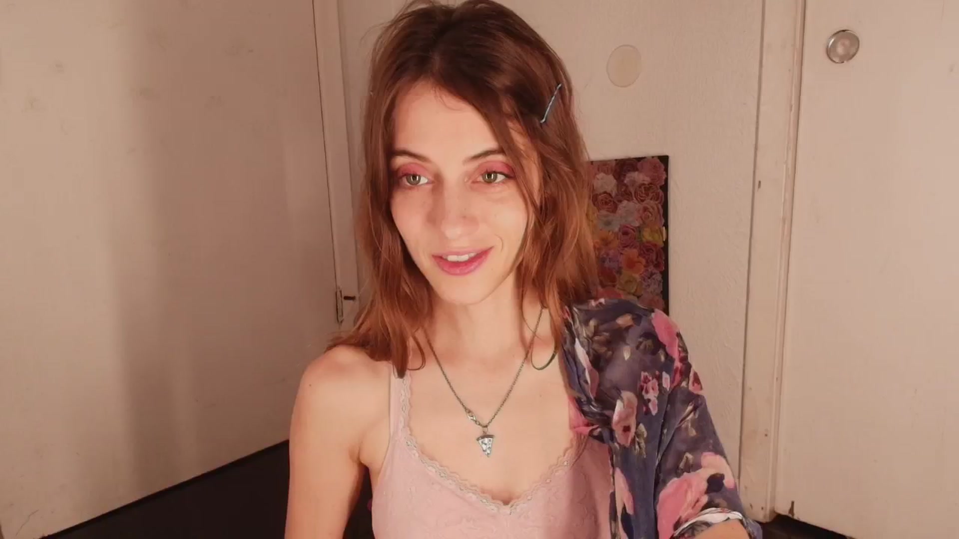 Gallery image thumbnail from NaomiDee's myfreecams stream on, 05/27/2024, 06:56 image 1 of 20