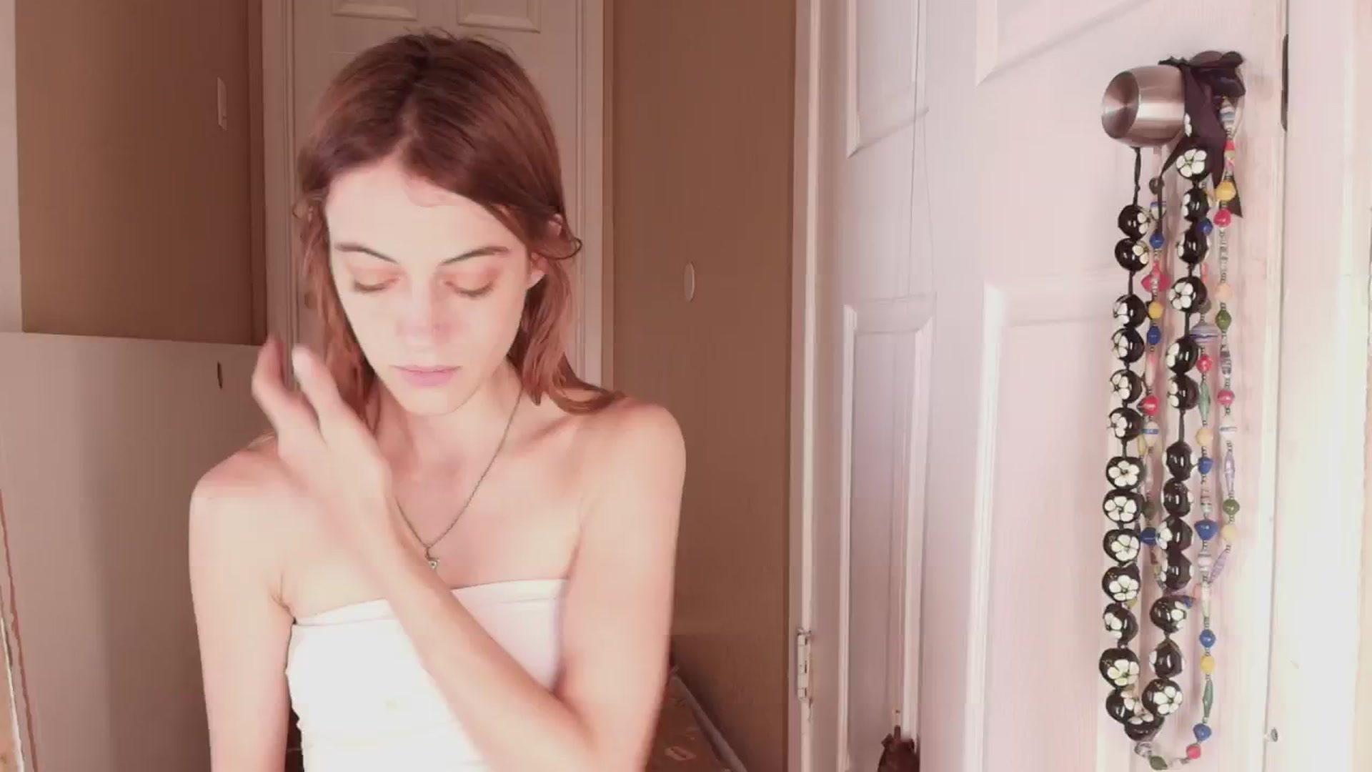 Gallery image thumbnail from NaomiDee's myfreecams stream on, 05/30/2024, 21:38 image 9 of 20