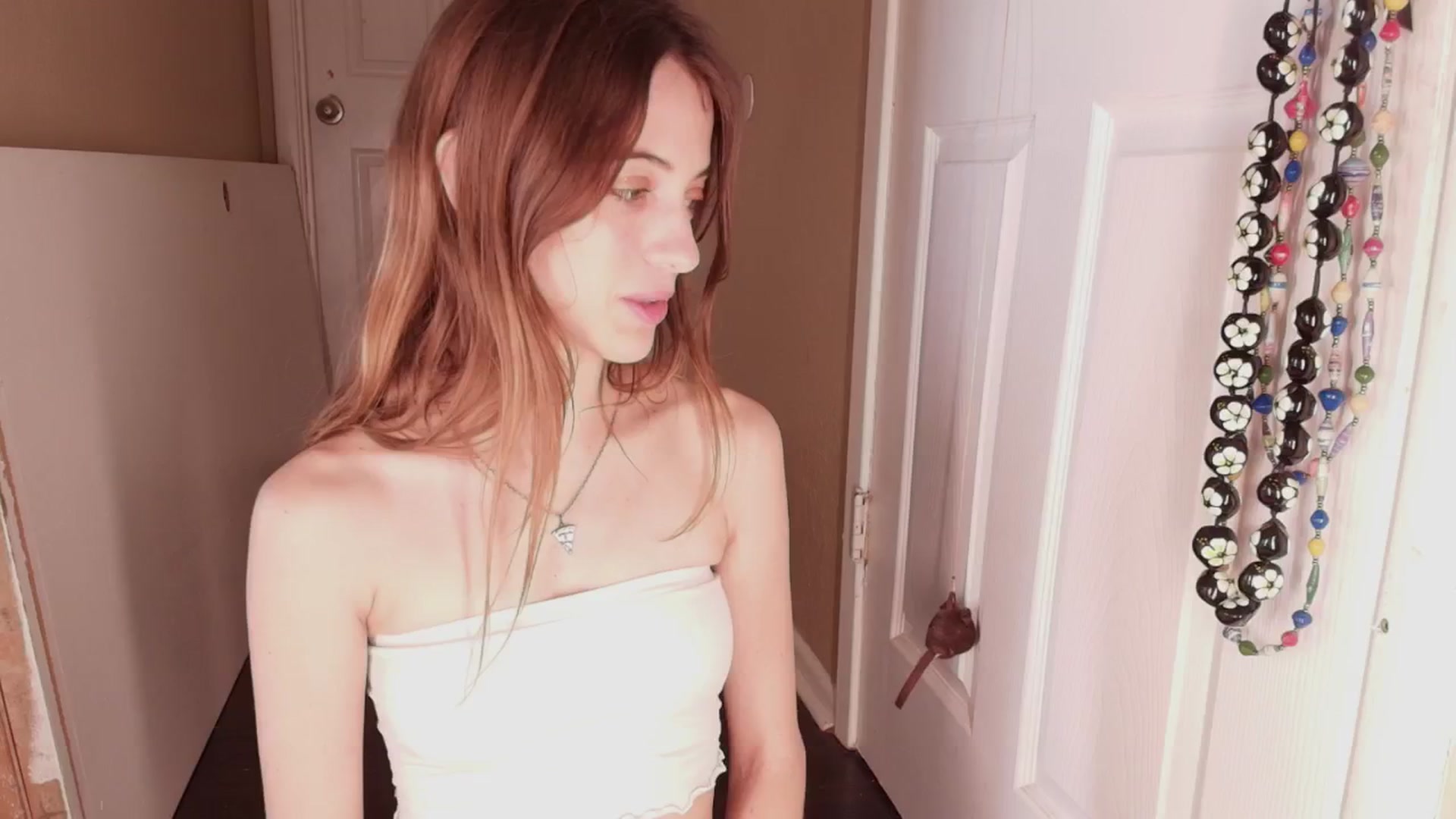 Gallery image thumbnail from NaomiDee's myfreecams stream on, 05/30/2024, 21:38 image 4 of 20