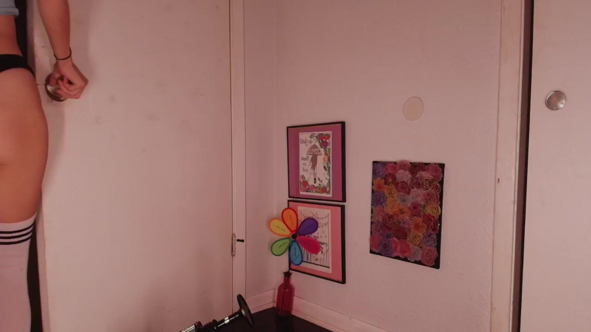 Gallery image thumbnail from NaomiDee's myfreecams stream on, 06/01/2024, 08:05 image 7 of 20
