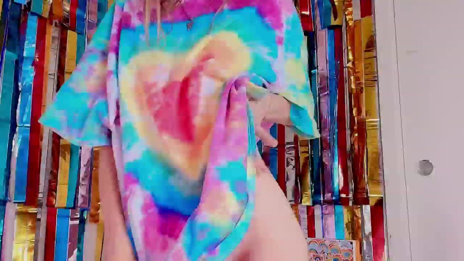 Gallery image thumbnail from NaomiDee's myfreecams stream on, 06/11/2024, 18:40 image 9 of 20