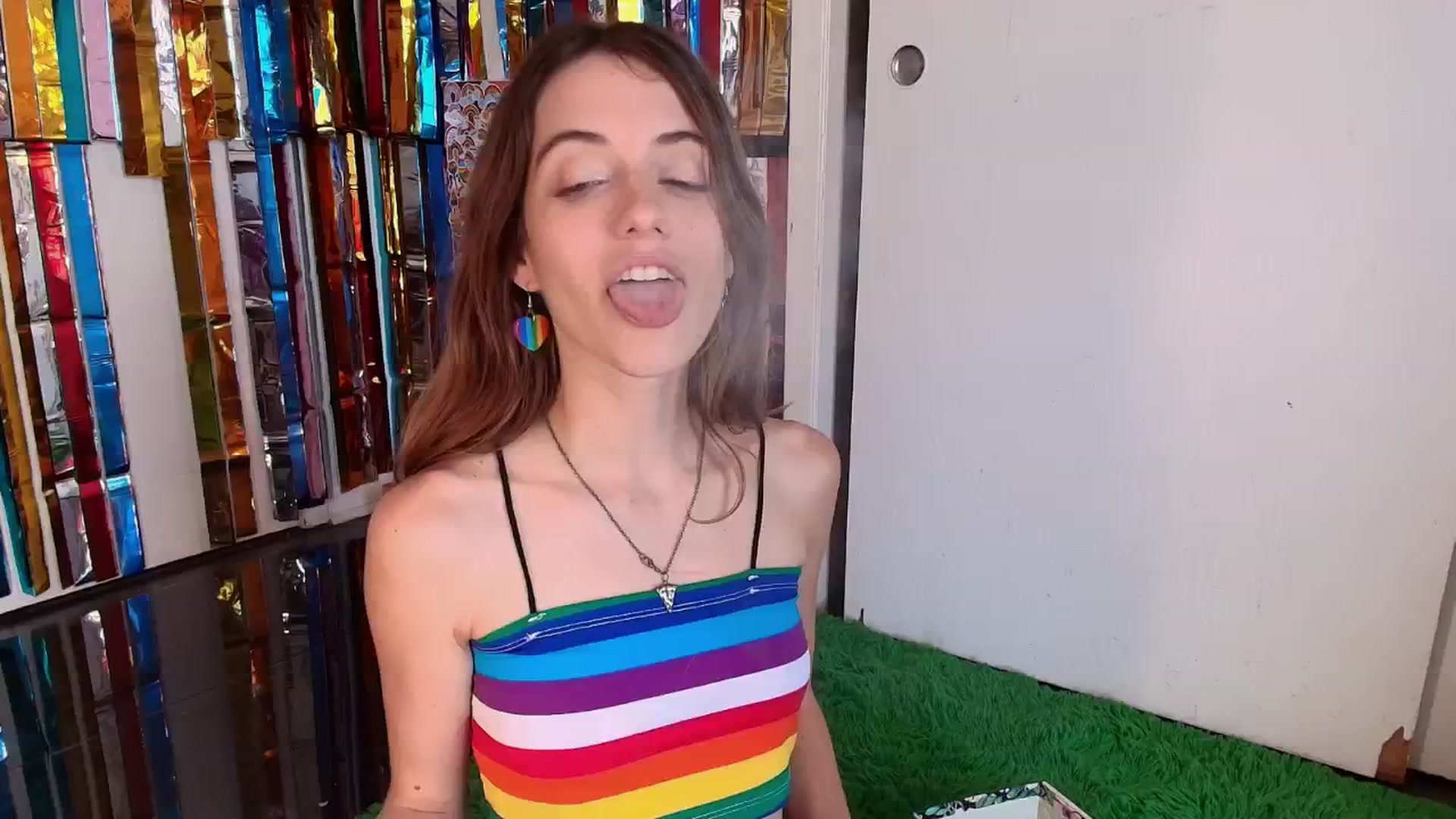 Gallery image thumbnail from NaomiDee's myfreecams stream on, 06/25/2024, 19:44 image 11 of 20