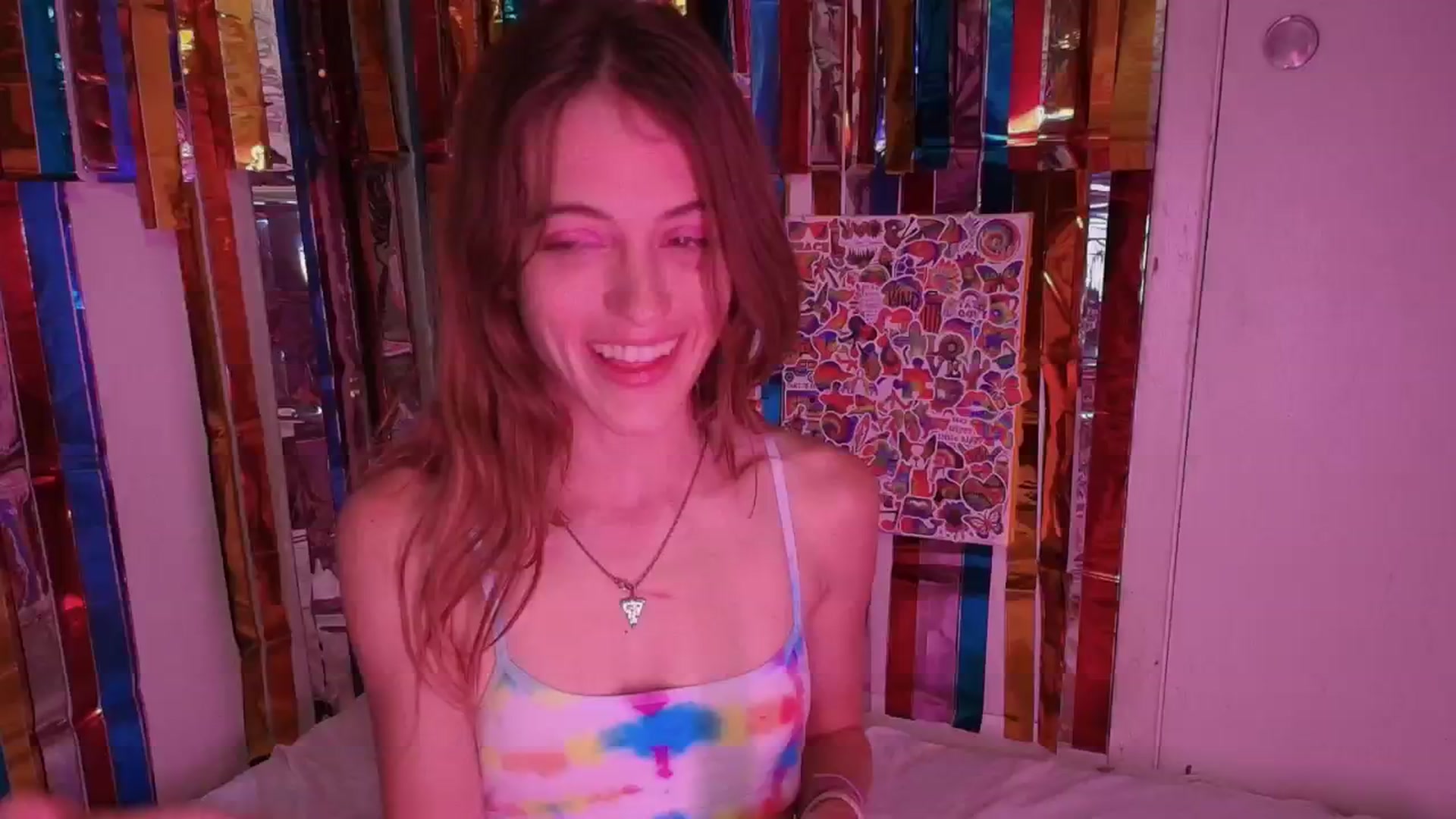 Gallery image thumbnail from NaomiDee's myfreecams stream on, 06/29/2024, 10:38 image 8 of 20