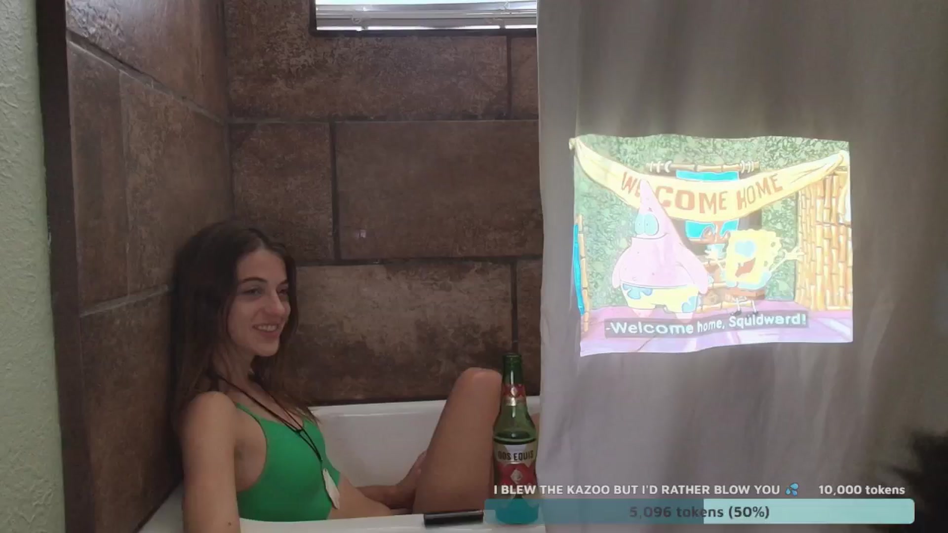Gallery image thumbnail from NaomiDee's myfreecams stream on, 08/21/2024, 17:00 image 14 of 20