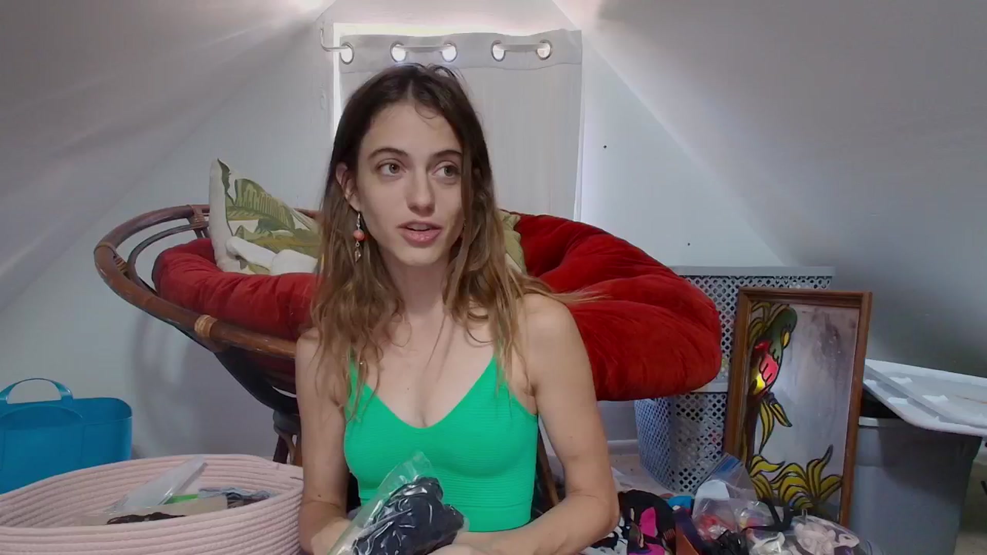 Gallery image thumbnail from NaomiDee's myfreecams stream on, 09/29/2024, 18:38 image 6 of 20