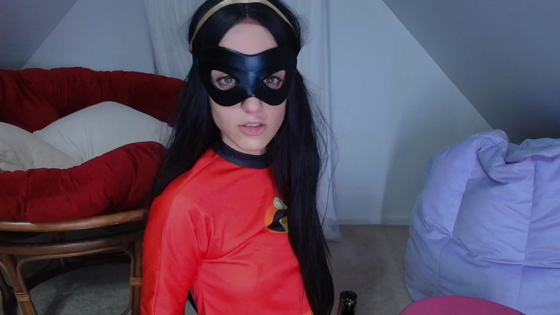 Gallery image thumbnail from NaomiDee's myfreecams stream on, 10/07/2024, 07:11 image 18 of 20