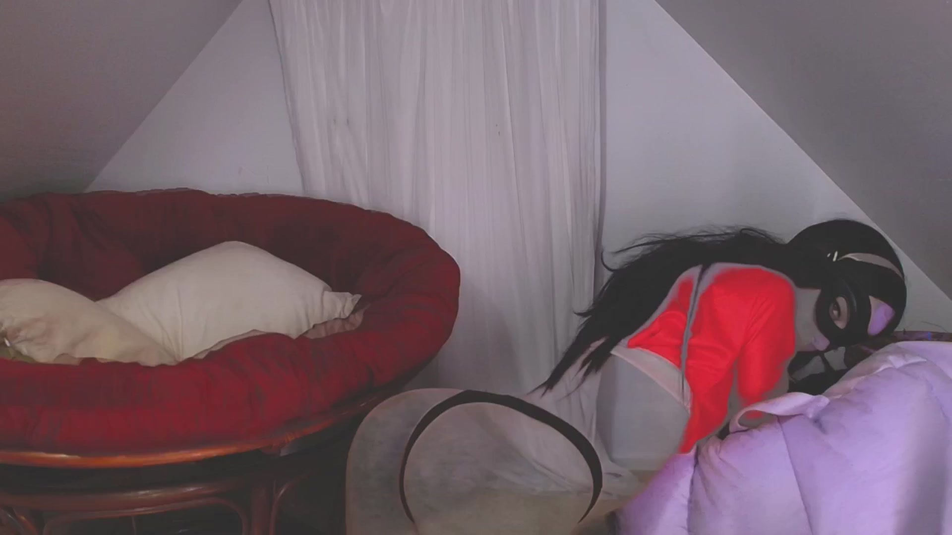 Gallery image thumbnail from NaomiDee's myfreecams stream on, 10/07/2024, 08:56 image 7 of 20