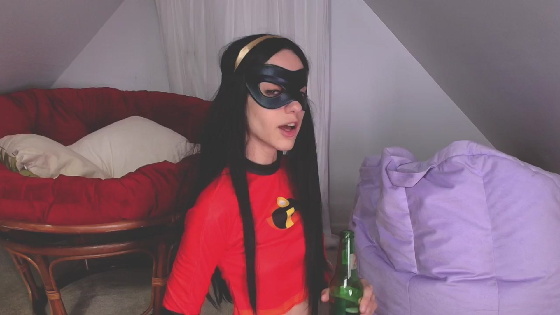 Gallery image thumbnail from NaomiDee's myfreecams stream on, 10/07/2024, 11:30 image 8 of 20