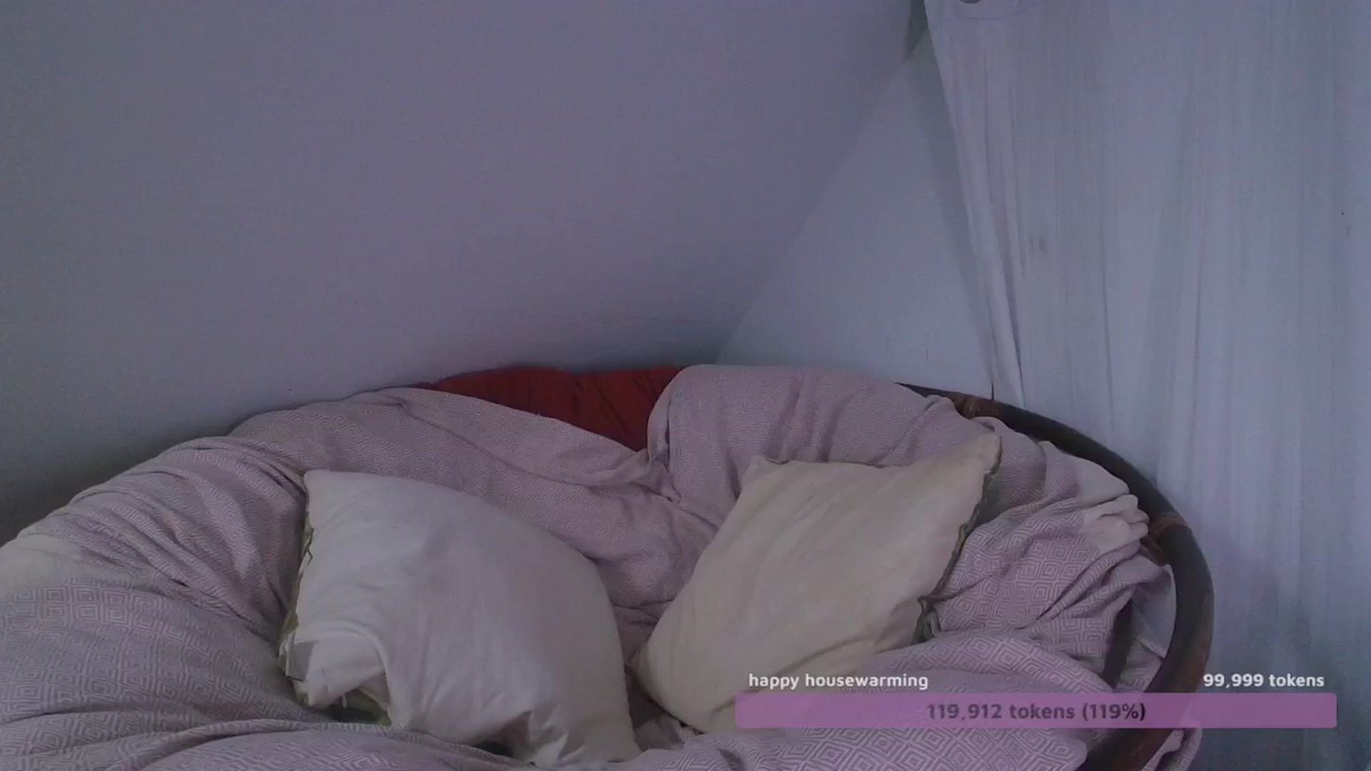 Gallery image thumbnail from NaomiDee's myfreecams stream on, 10/10/2024, 11:25 image 11 of 20