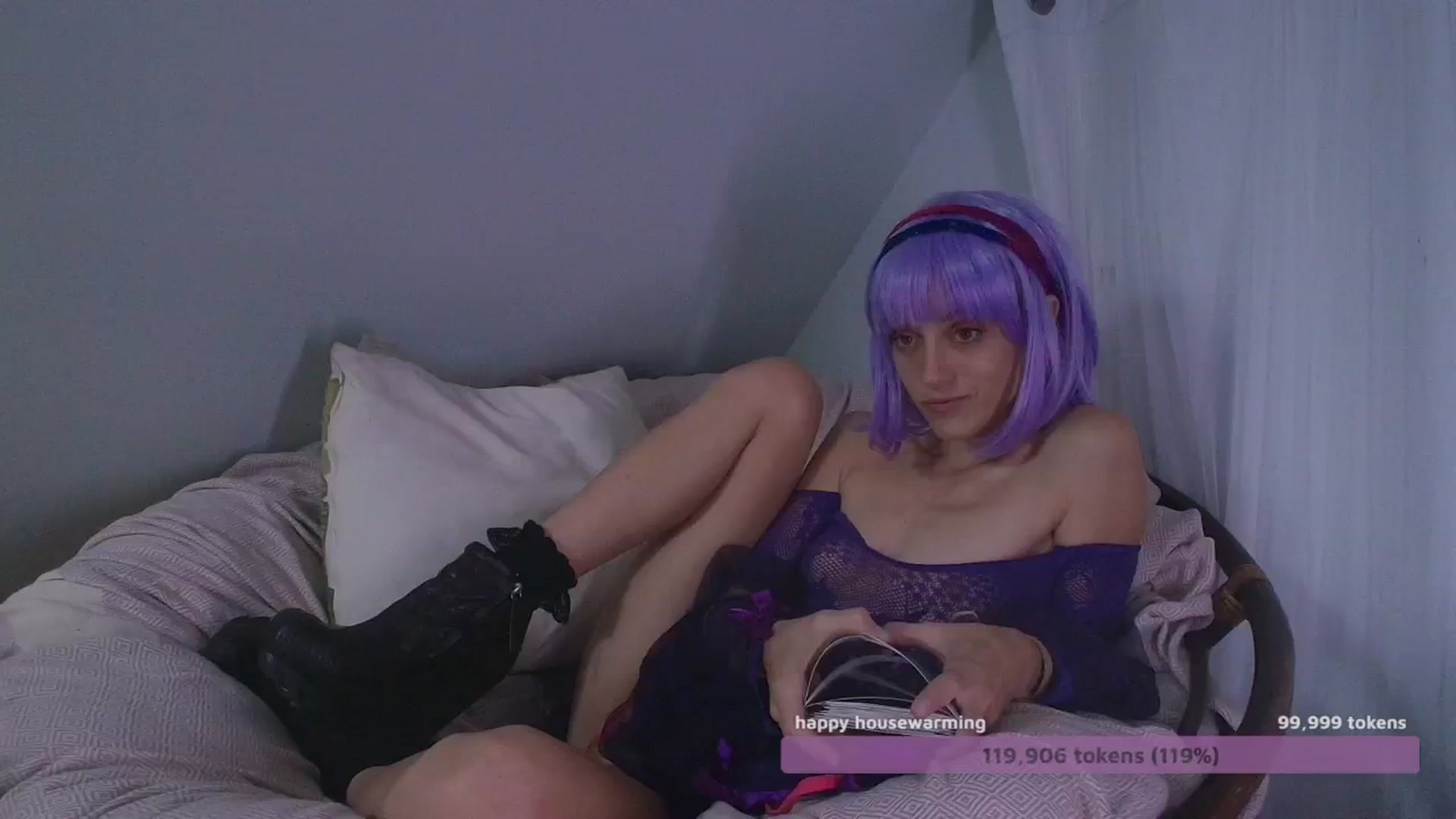 Gallery image thumbnail from NaomiDee's myfreecams stream on, 10/10/2024, 11:25 image 4 of 20