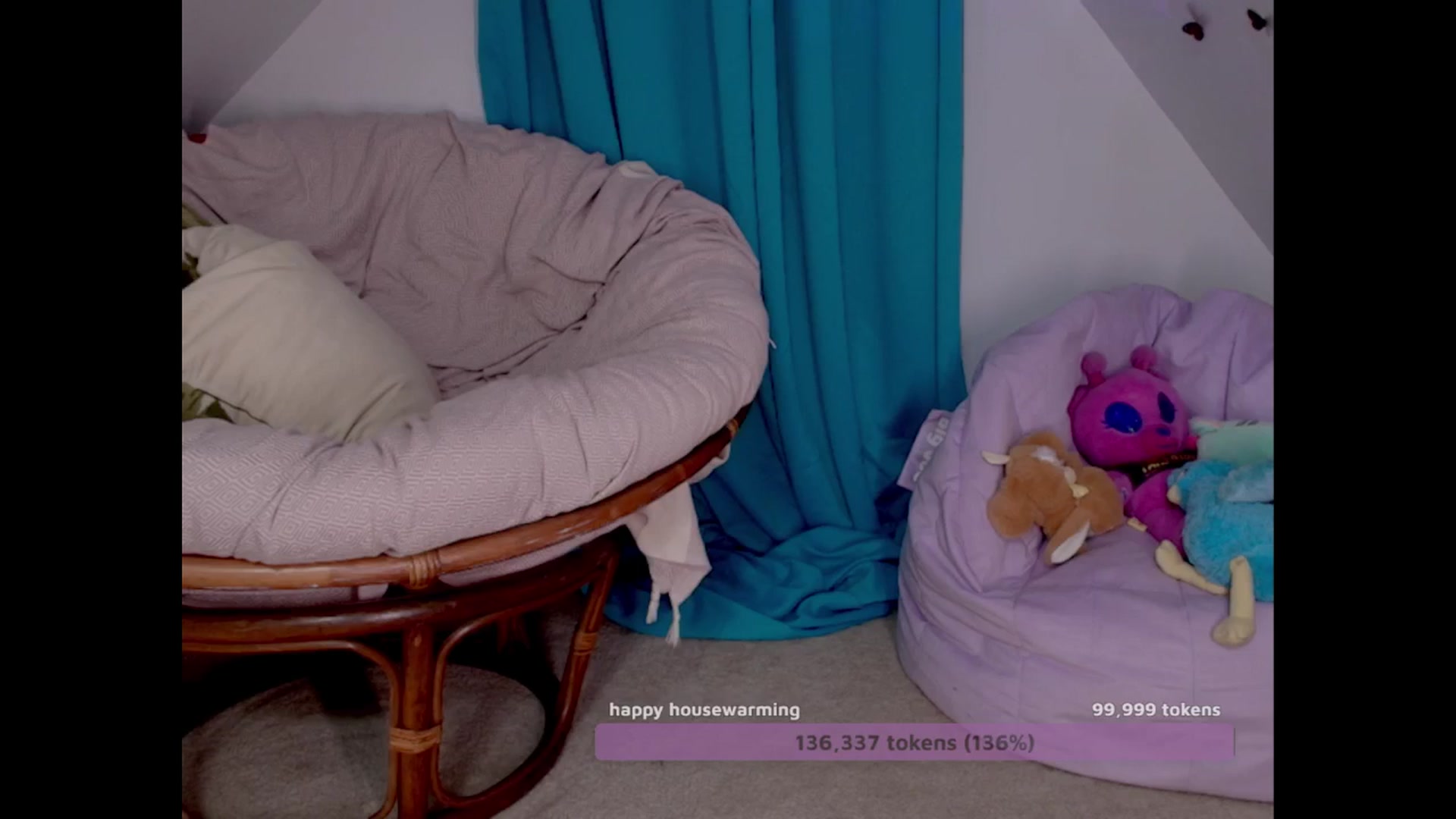 Gallery image thumbnail from NaomiDee's myfreecams stream on, 10/13/2024, 09:25 image 19 of 20