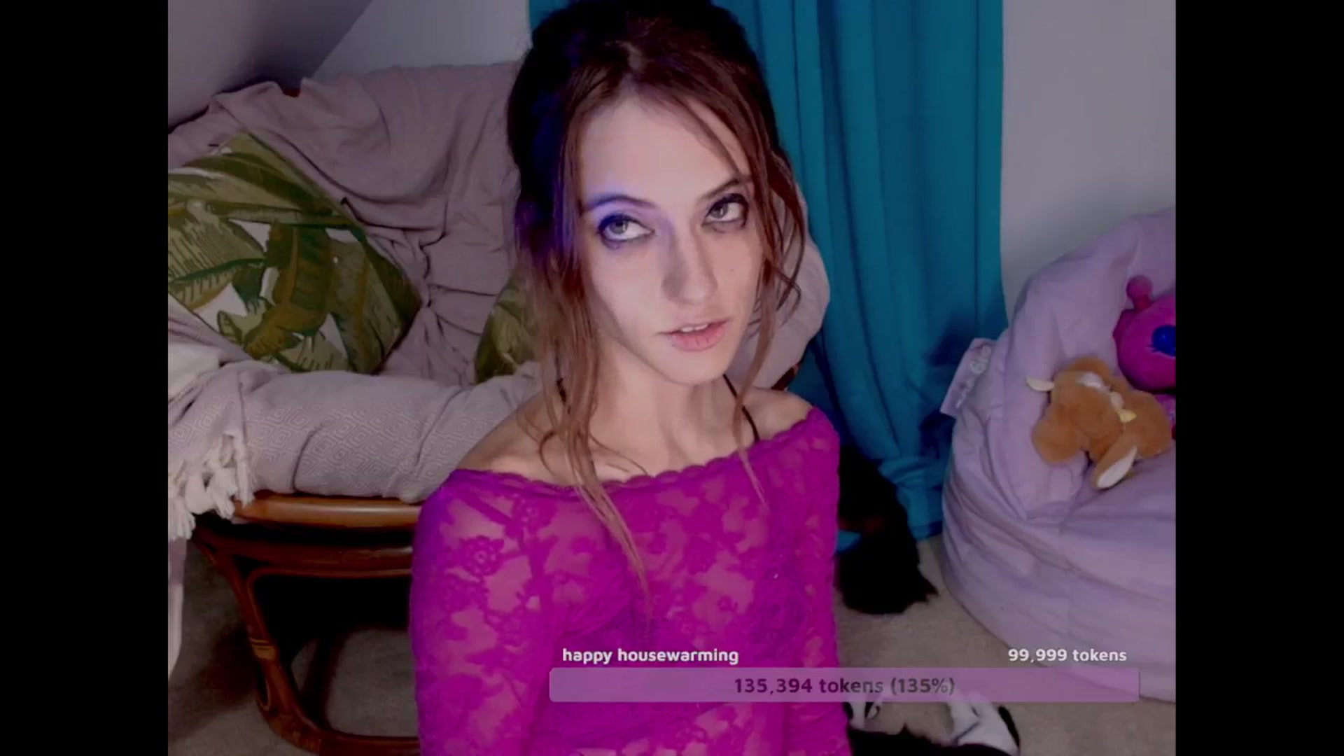 Gallery image thumbnail from NaomiDee's myfreecams stream on, 10/13/2024, 09:25 image 14 of 20