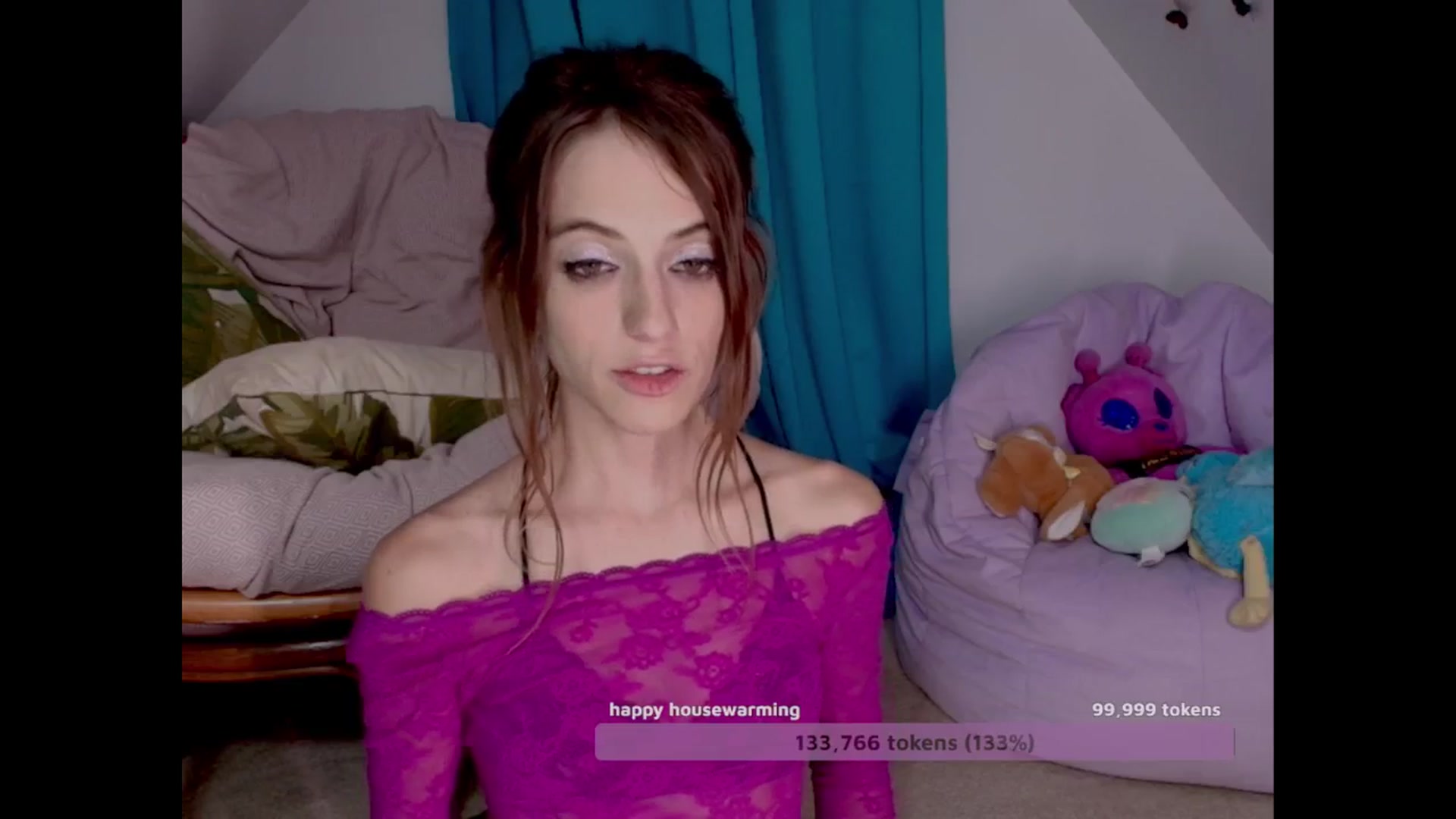 Gallery image thumbnail from NaomiDee's myfreecams stream on, 10/13/2024, 09:25 image 4 of 20