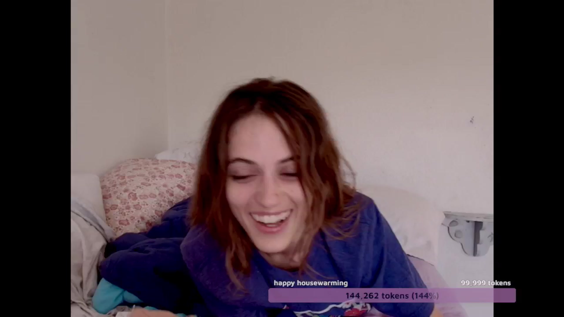 Gallery image thumbnail from NaomiDee's myfreecams stream on, 10/13/2024, 20:34 image 8 of 20