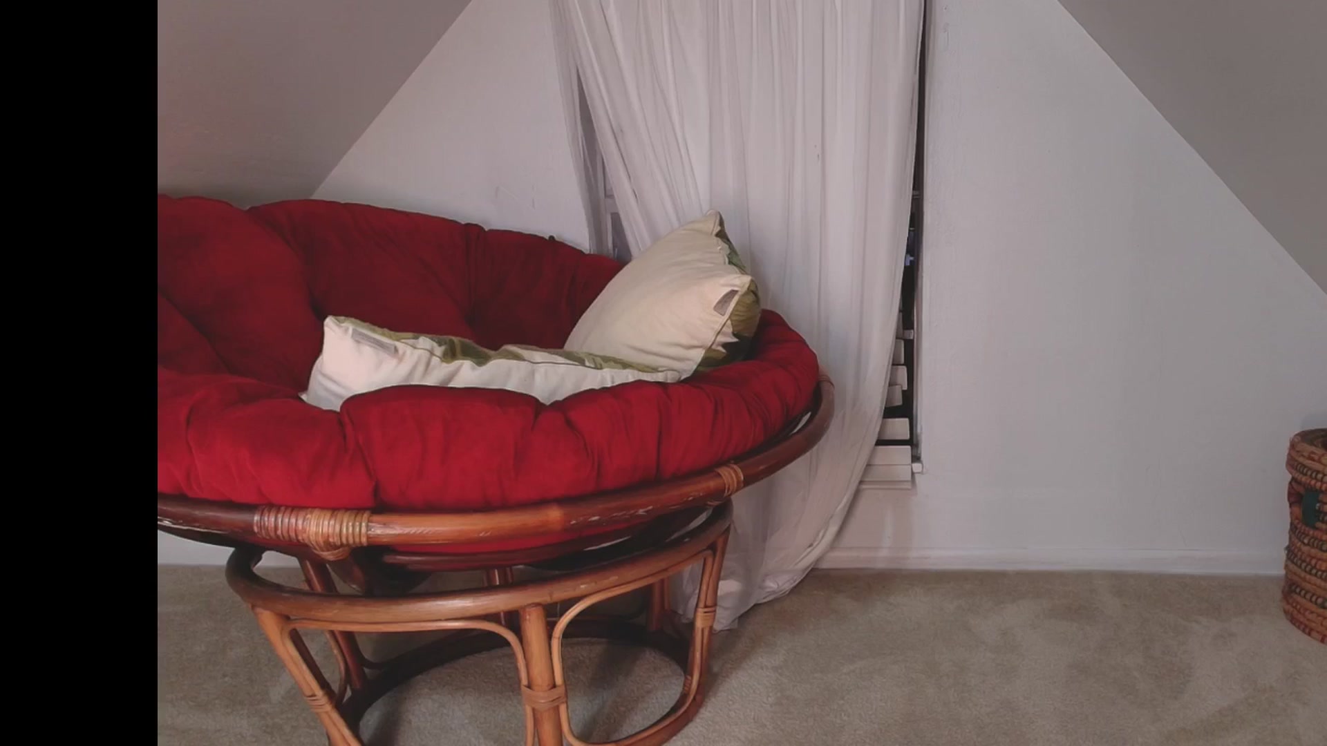 Gallery image thumbnail from NaomiDee's myfreecams stream on, 10/22/2024, 10:54 image 18 of 20