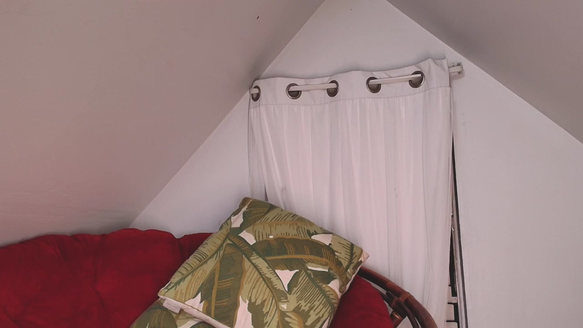 Gallery image thumbnail from NaomiDee's myfreecams stream on, 10/22/2024, 12:29 image 14 of 20