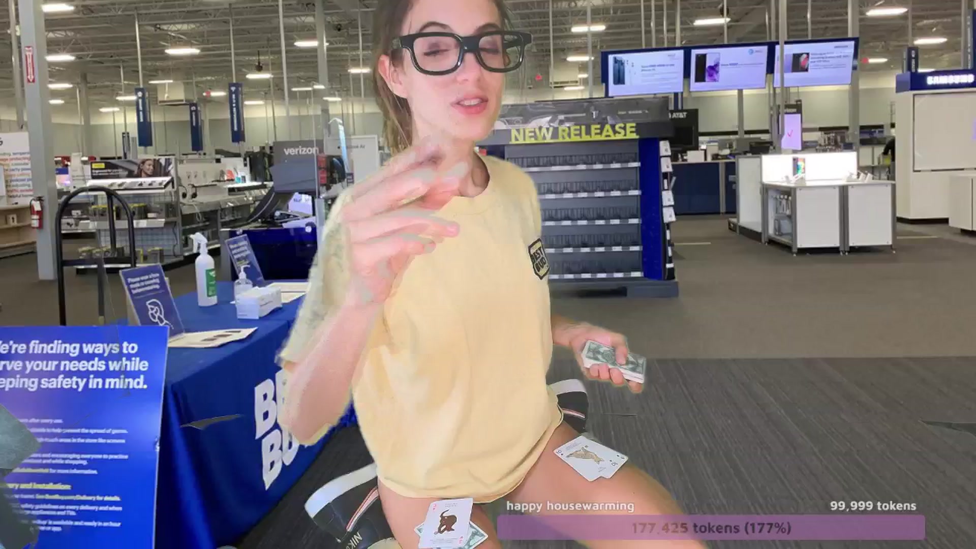 Gallery image thumbnail from NaomiDee's myfreecams stream on, 10/24/2024, 07:28 image 8 of 20