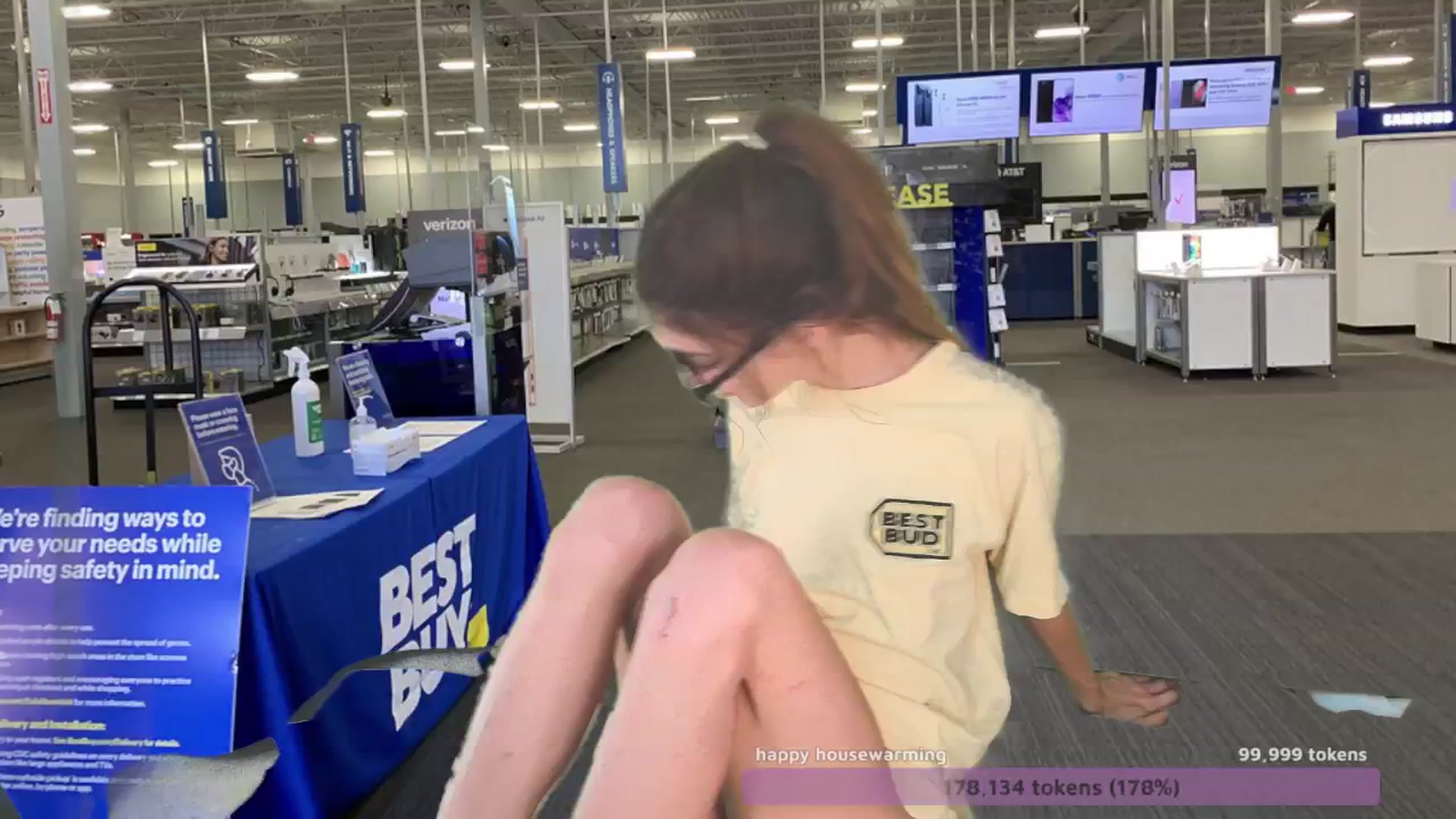 Gallery image thumbnail from NaomiDee's myfreecams stream on, 10/24/2024, 08:50 image 4 of 20