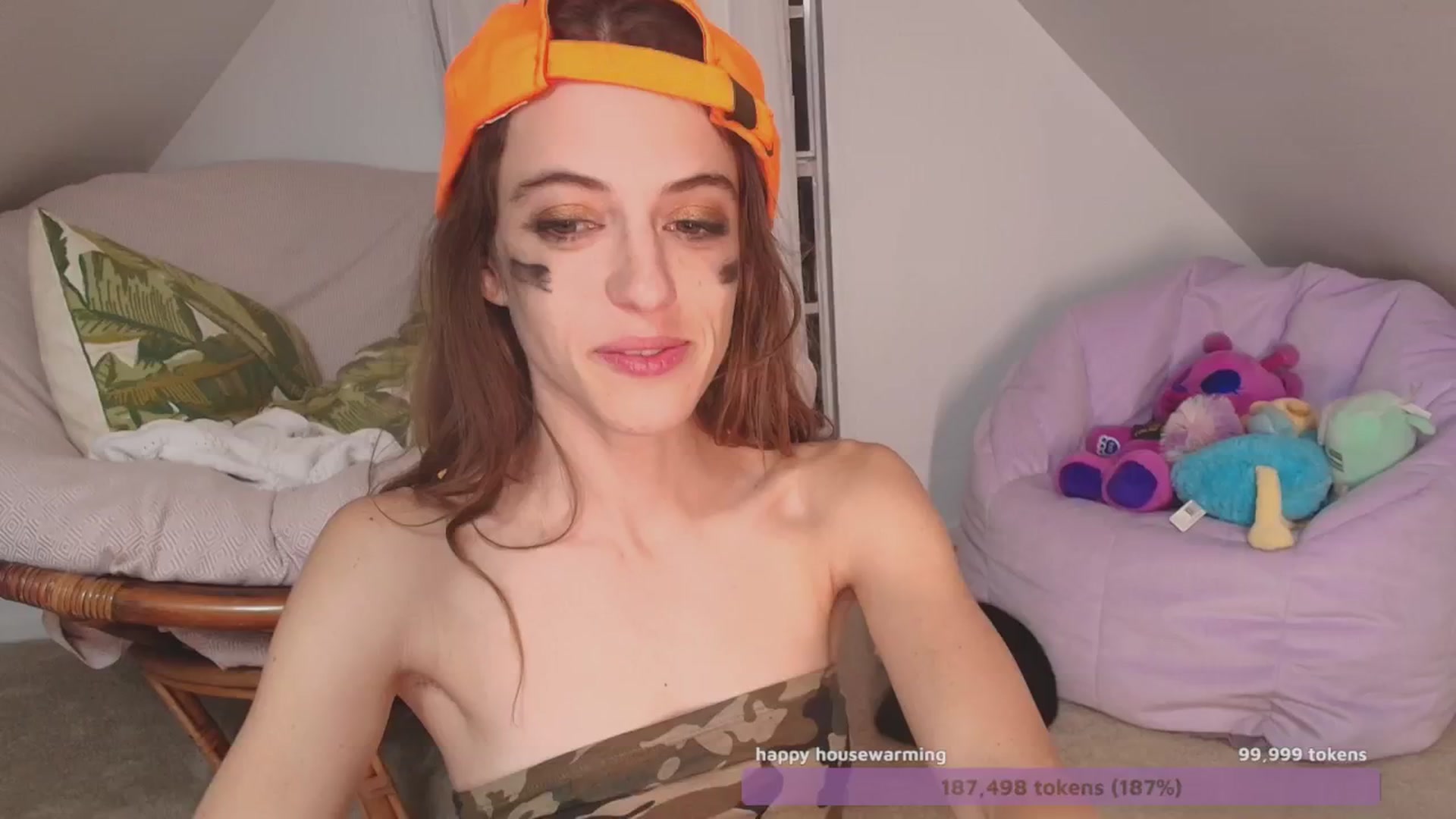 Gallery image thumbnail from NaomiDee's myfreecams stream on, 10/26/2024, 11:09 image 1 of 20