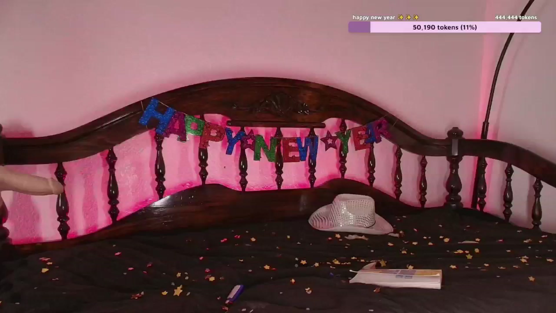 Gallery image thumbnail from NaomiDee's myfreecams stream on, 01/01/2025, 09:31 image 13 of 20
