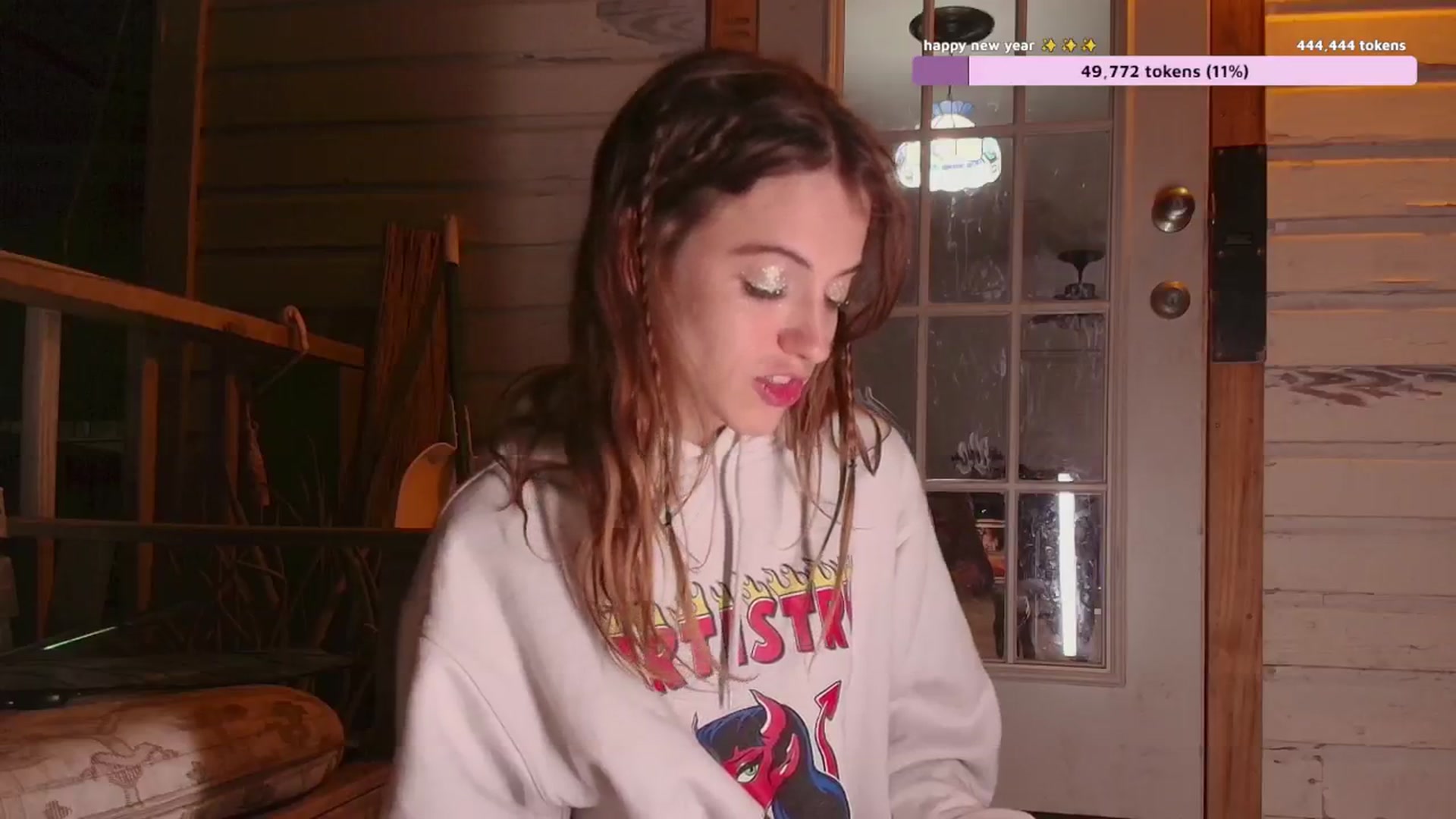 Gallery image thumbnail from NaomiDee's myfreecams stream on, 01/01/2025, 09:31 image 5 of 20