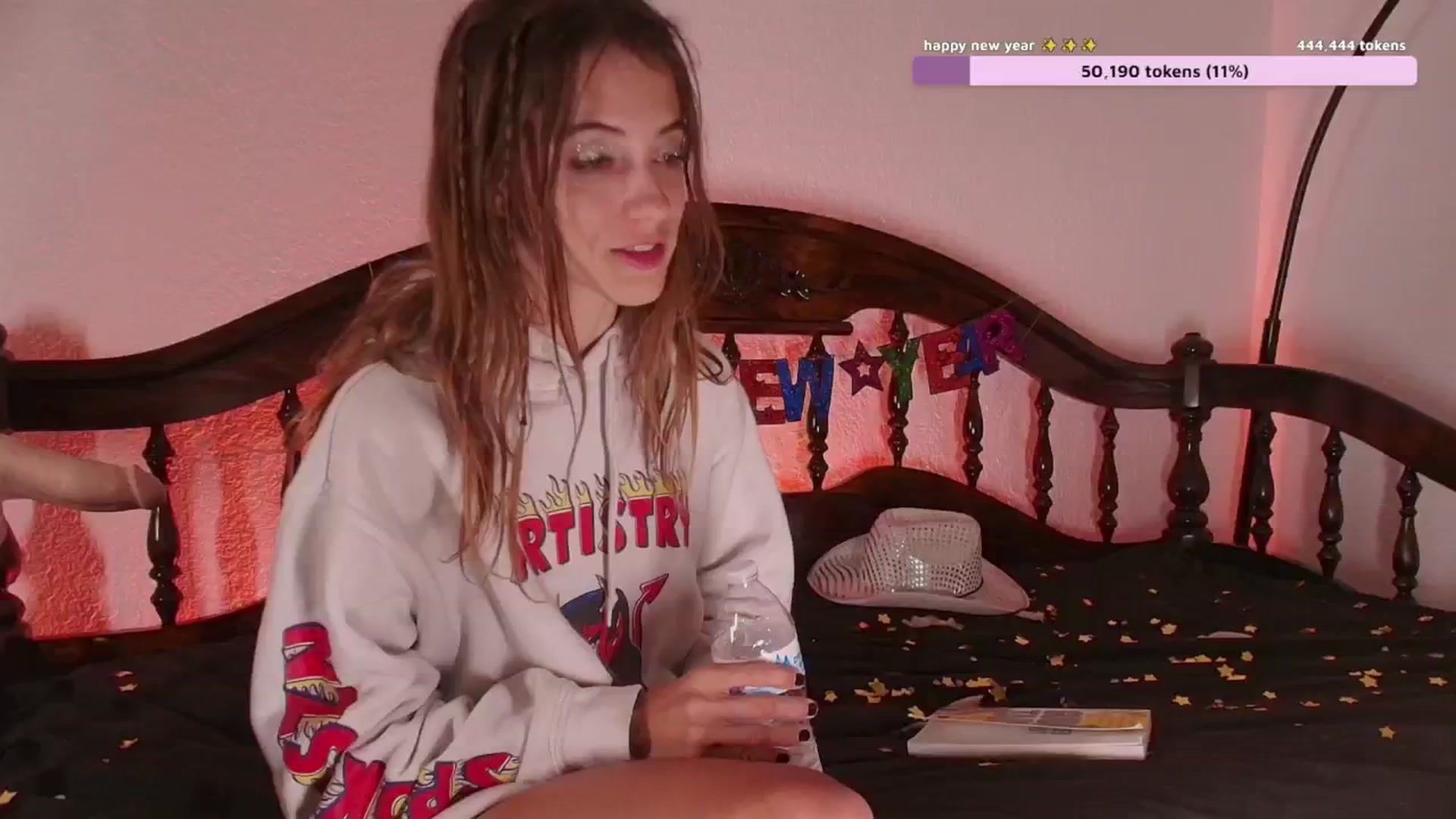 Gallery image thumbnail from NaomiDee's myfreecams stream on, 01/01/2025, 09:31 image 14 of 20